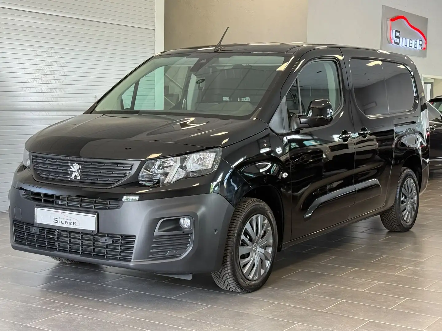 Peugeot Partner Premium L2 Navi/Rückfahrkamera/Sitzheiz Zwart - 1