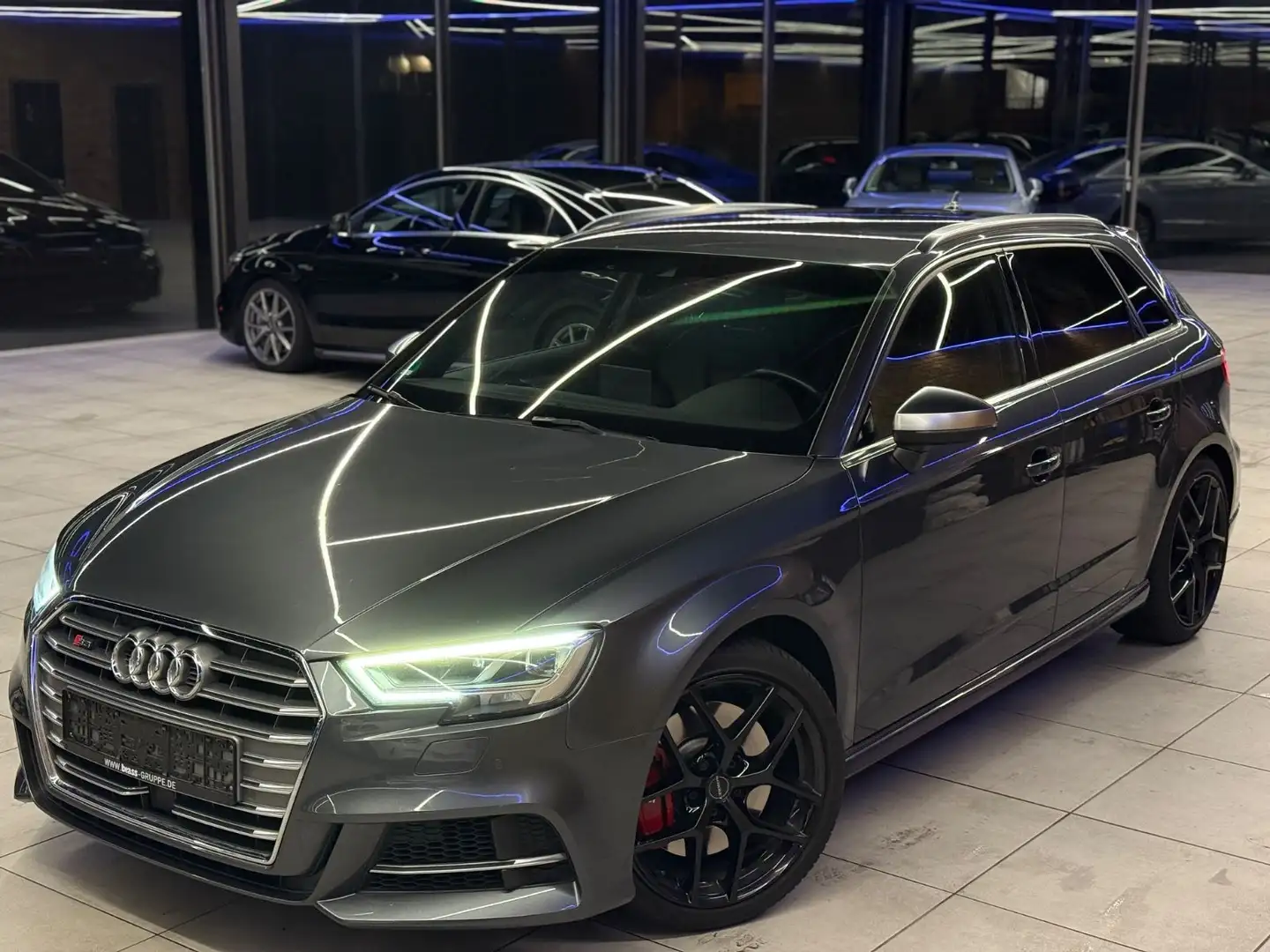 Audi S3 Sportback 2.0 TFSI*DIGITAL*ACC*SCHECKHEFT Grau - 1