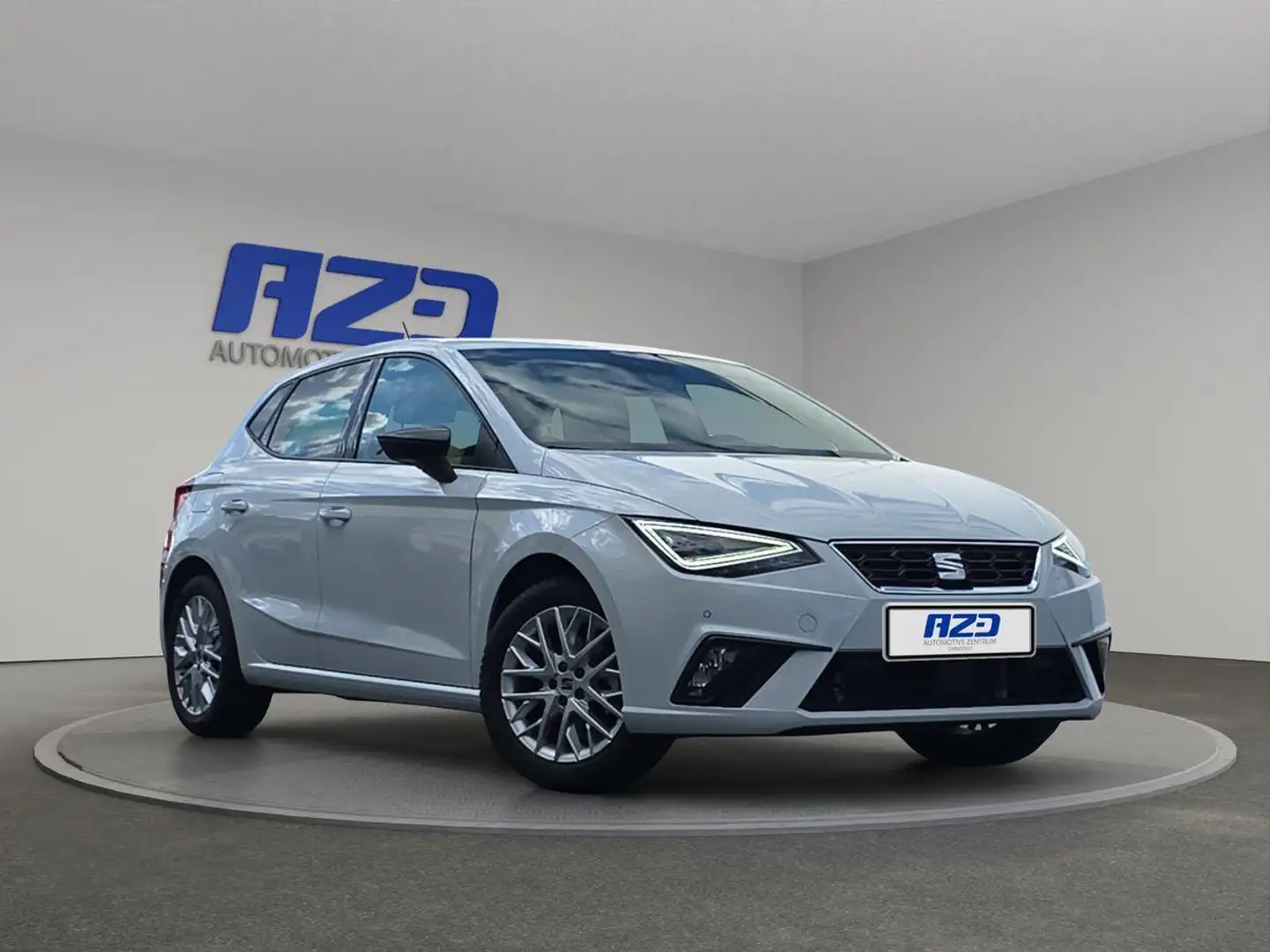 SEAT Ibiza FR 1.0 TSI V-COCK R-KAM ACC LED KEYLESS Blanc - 2