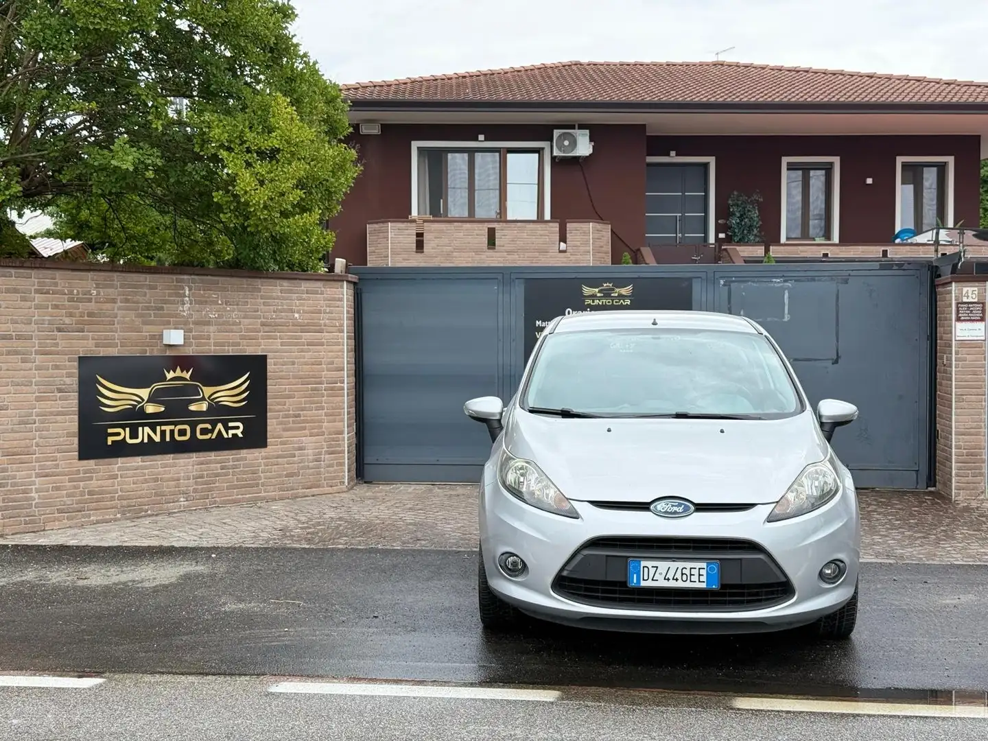 Ford Fiesta Fiesta 3p 1.2 16v Titanium 82cv Argento - 1