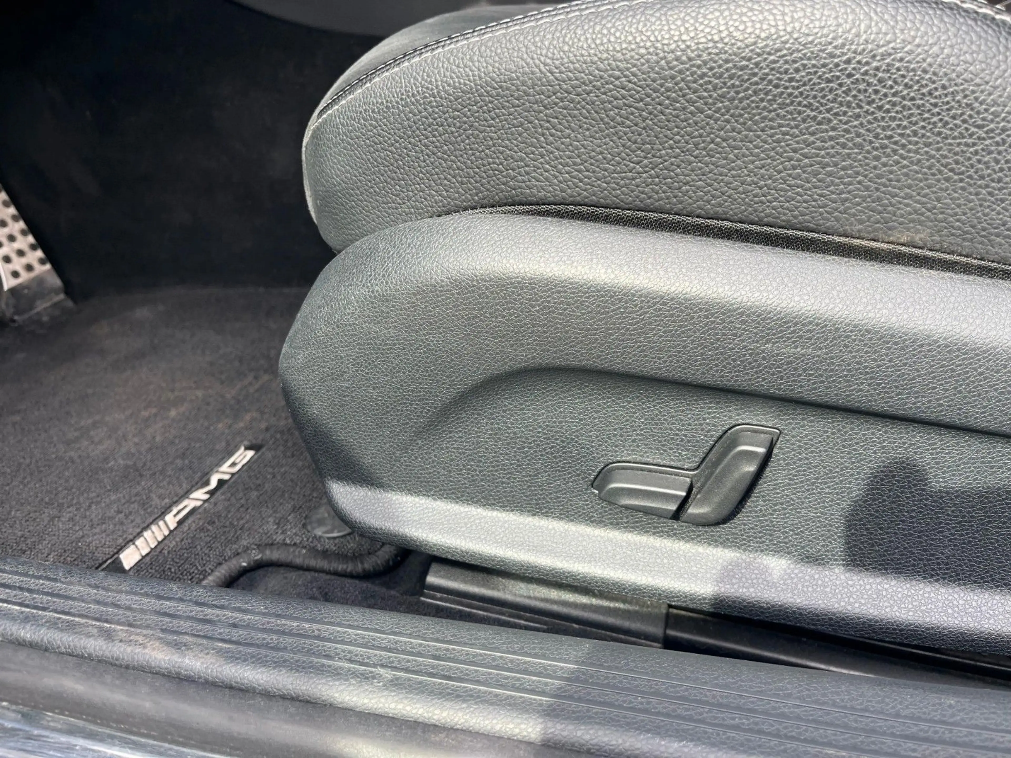 Mercedes-Benz C 200 Coupe C 200 AMG-Line 7G-tronic — photo 13
