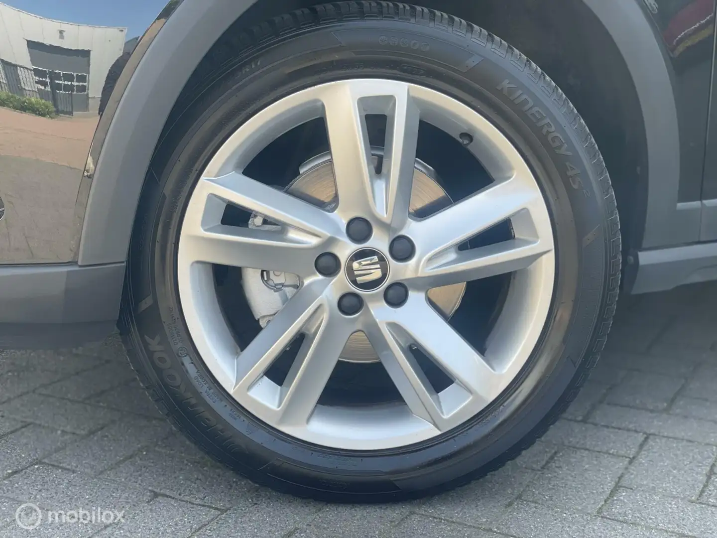 SEAT Arona 1.0 TSI FR Business Intense TOPSTAAT!! Zwart - 2