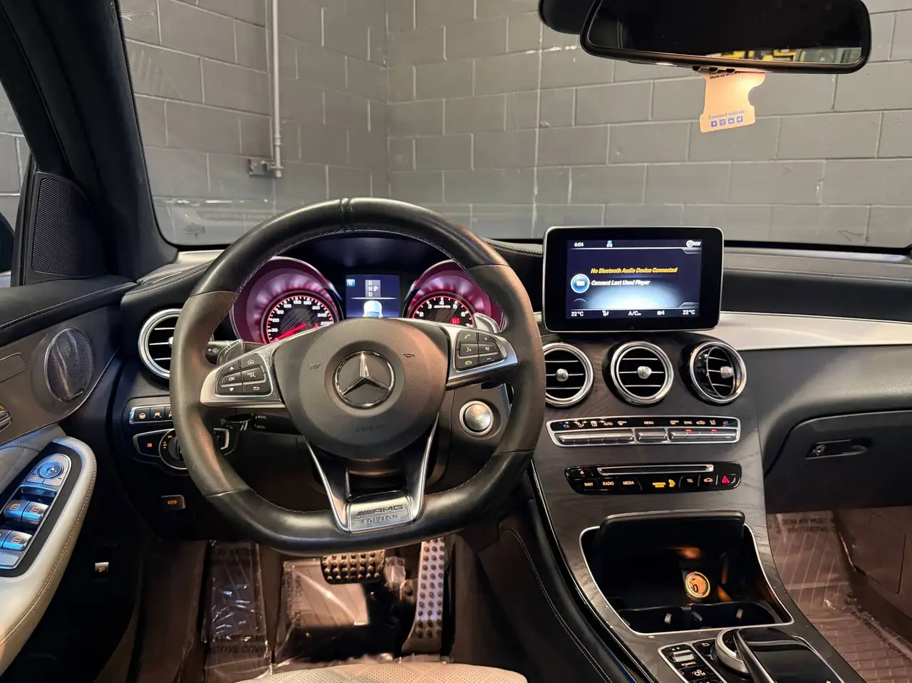Mercedes-Benz GLC снимка Mercedes-Benz GLC