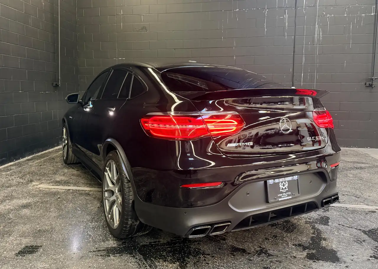 Mercedes-Benz GLC снимка Mercedes-Benz GLC