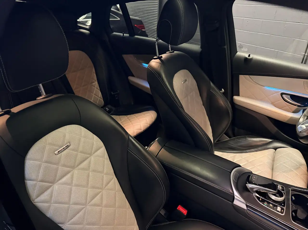 Mercedes-Benz GLC снимка Mercedes-Benz GLC