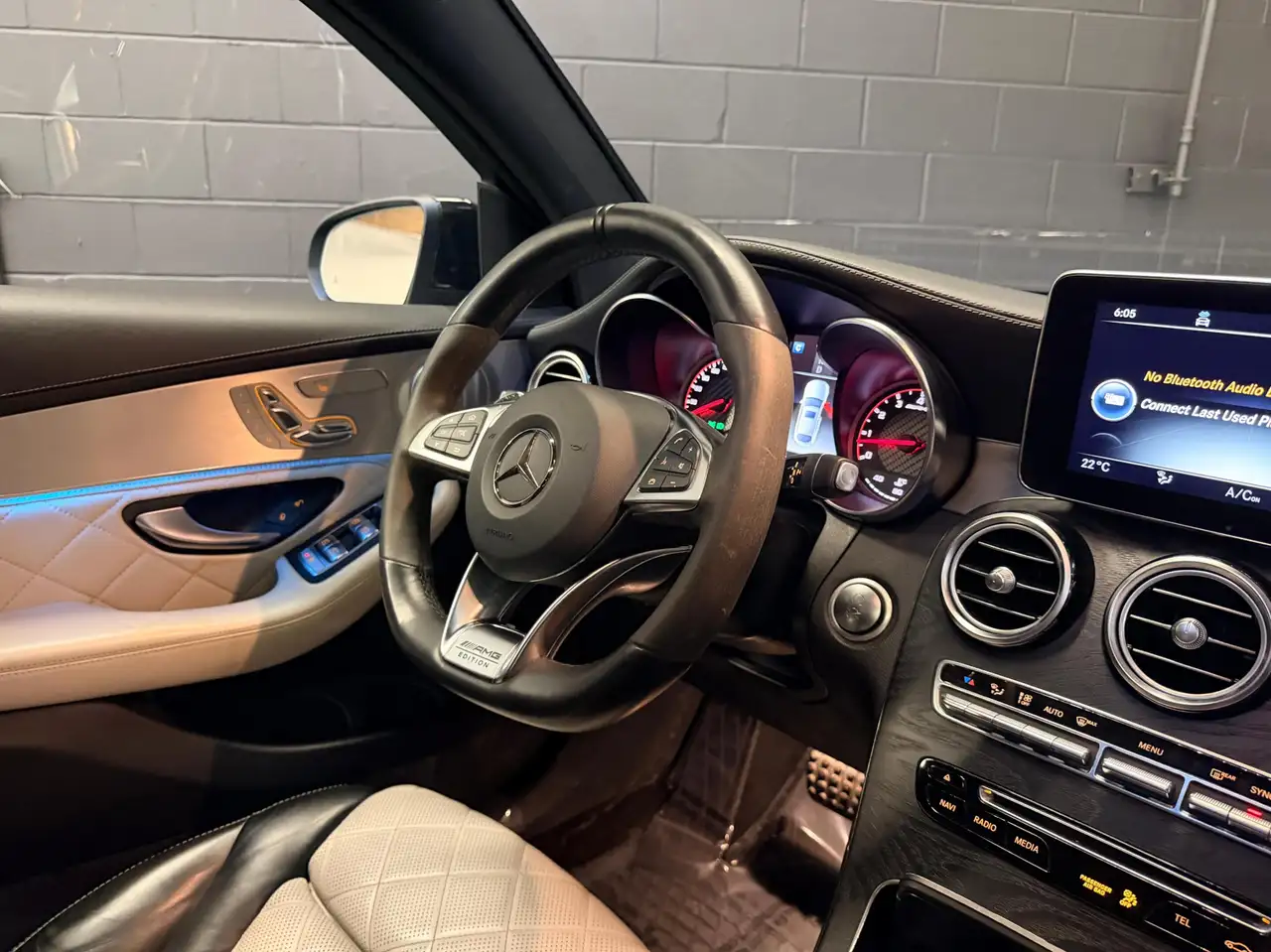Mercedes-Benz GLC снимка Mercedes-Benz GLC
