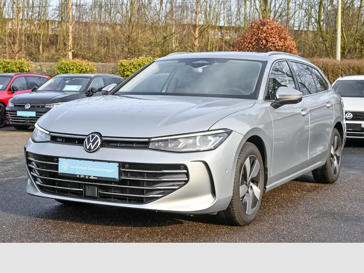 Volkswagen Passat Variant 2.0 TDI Elegance Leder Pano StaHz Silber - 1