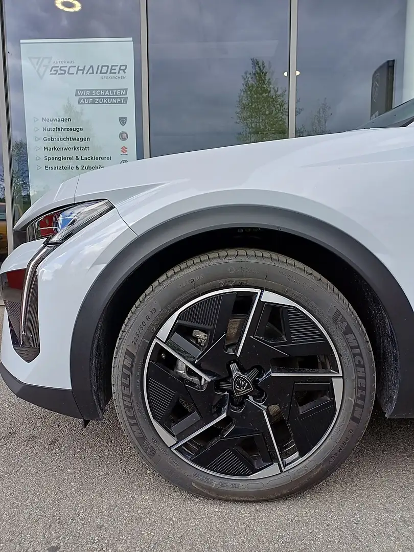 Peugeot 408 Elektro 210 58kWh GT Weiß - 2