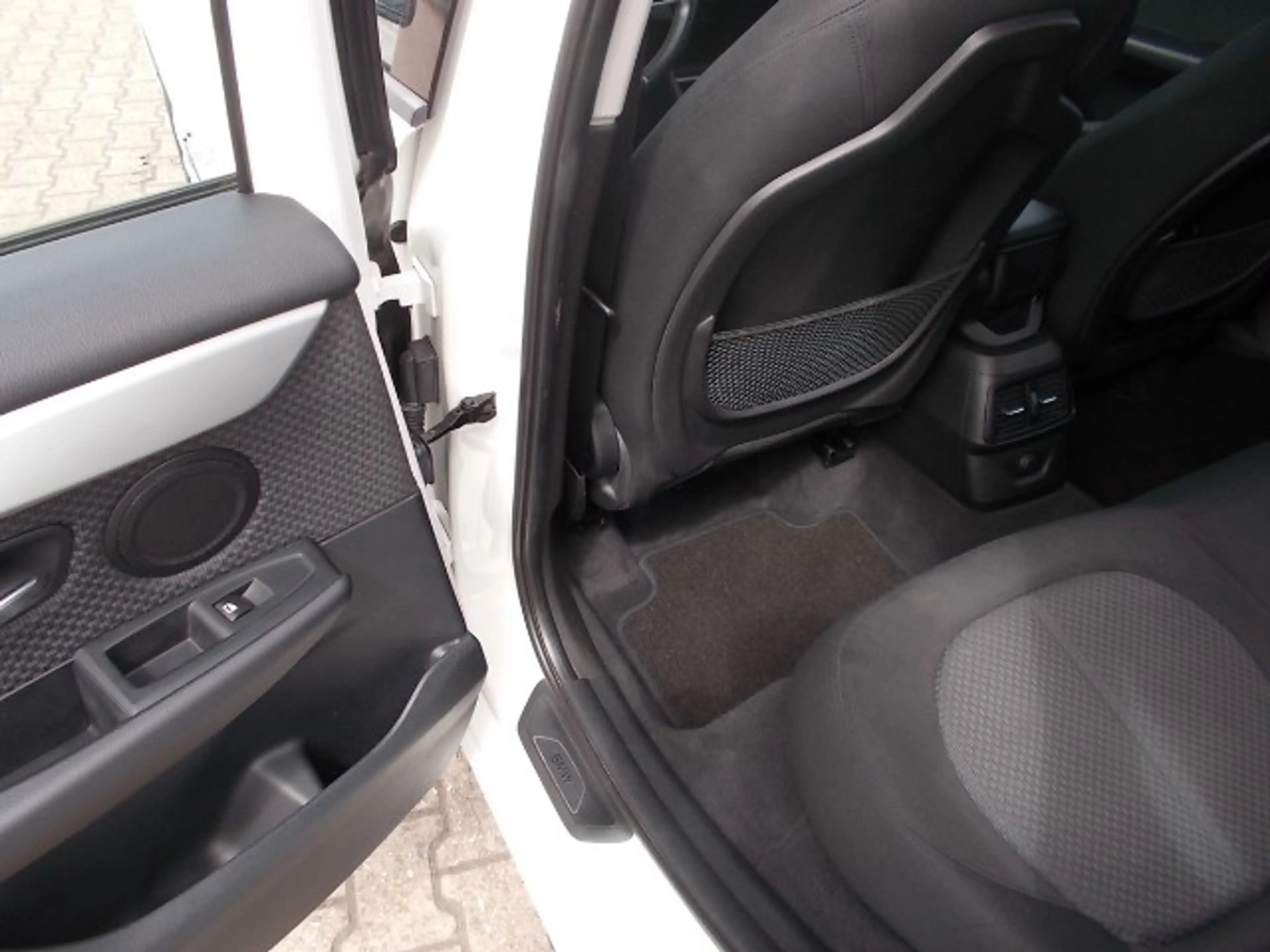 BMW 216 216d Active Tourer, LED, Klimaautom. — photo 14
