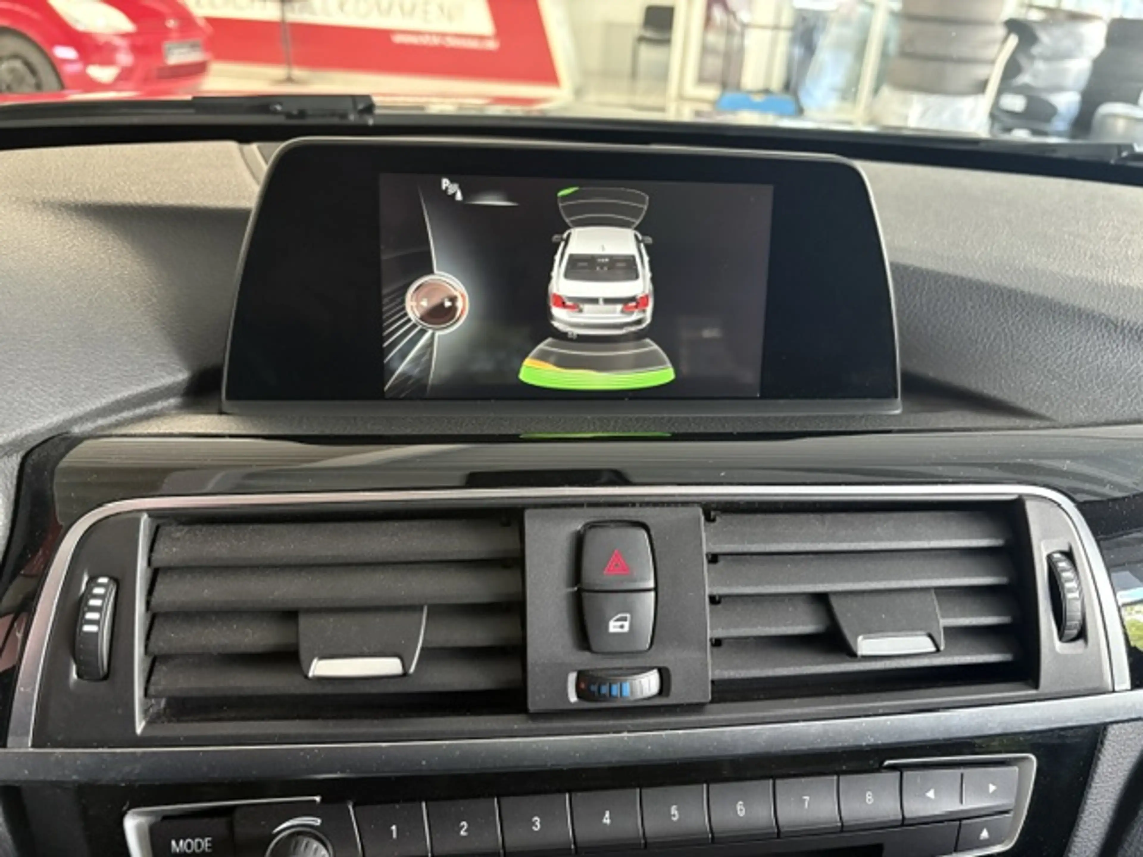 BMW 320 i  Advantage LED Navi SHZ PDC — photo 14