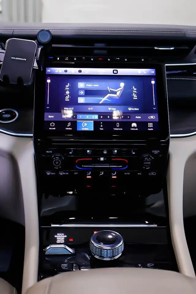 Jeep Grand Cherokee снимка Jeep Grand Cherokee
