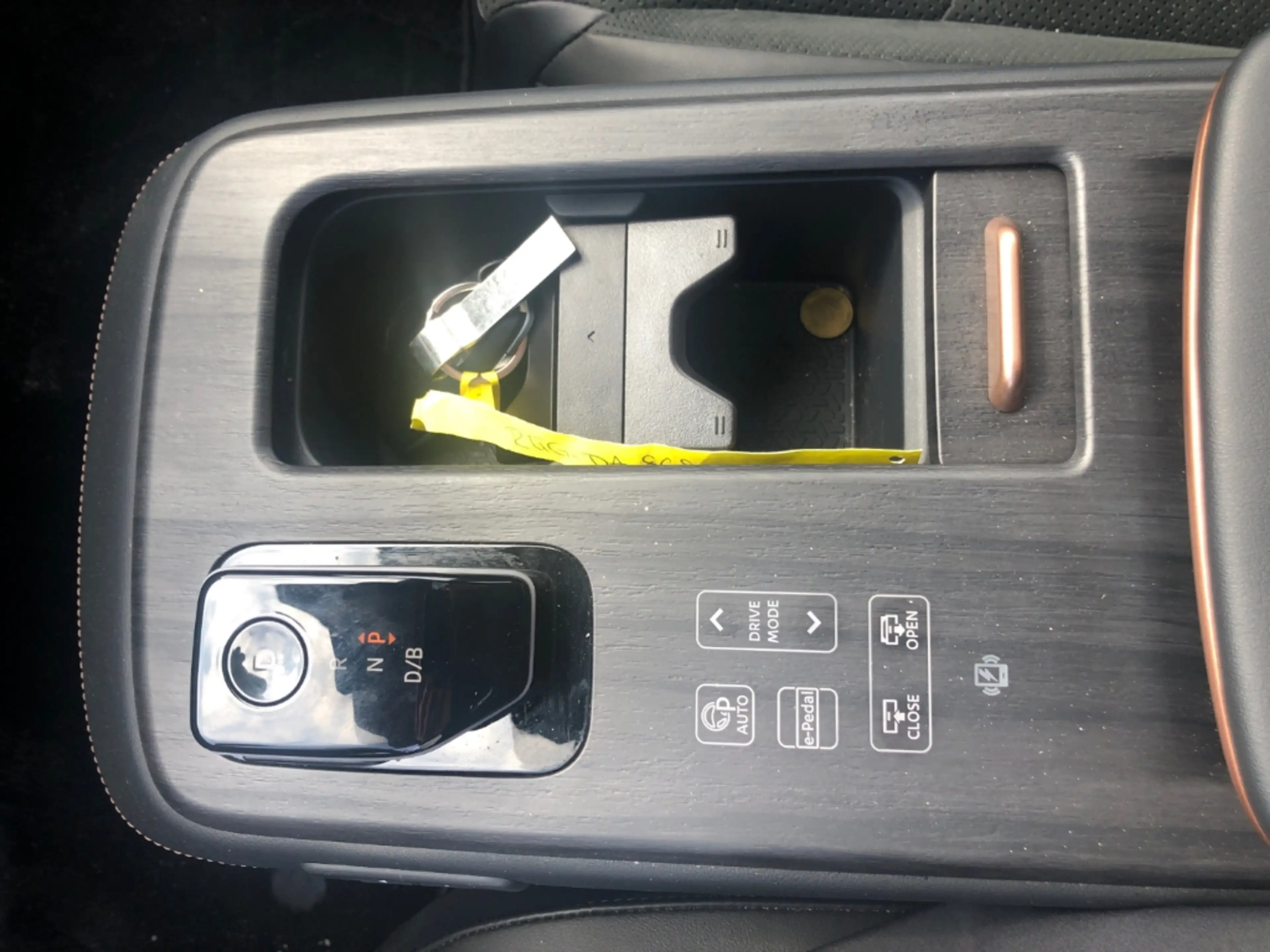Nissan Ariya Evolve Pack 4x4 e-4orce HUD Panorama Navi Leder Me — photo 13