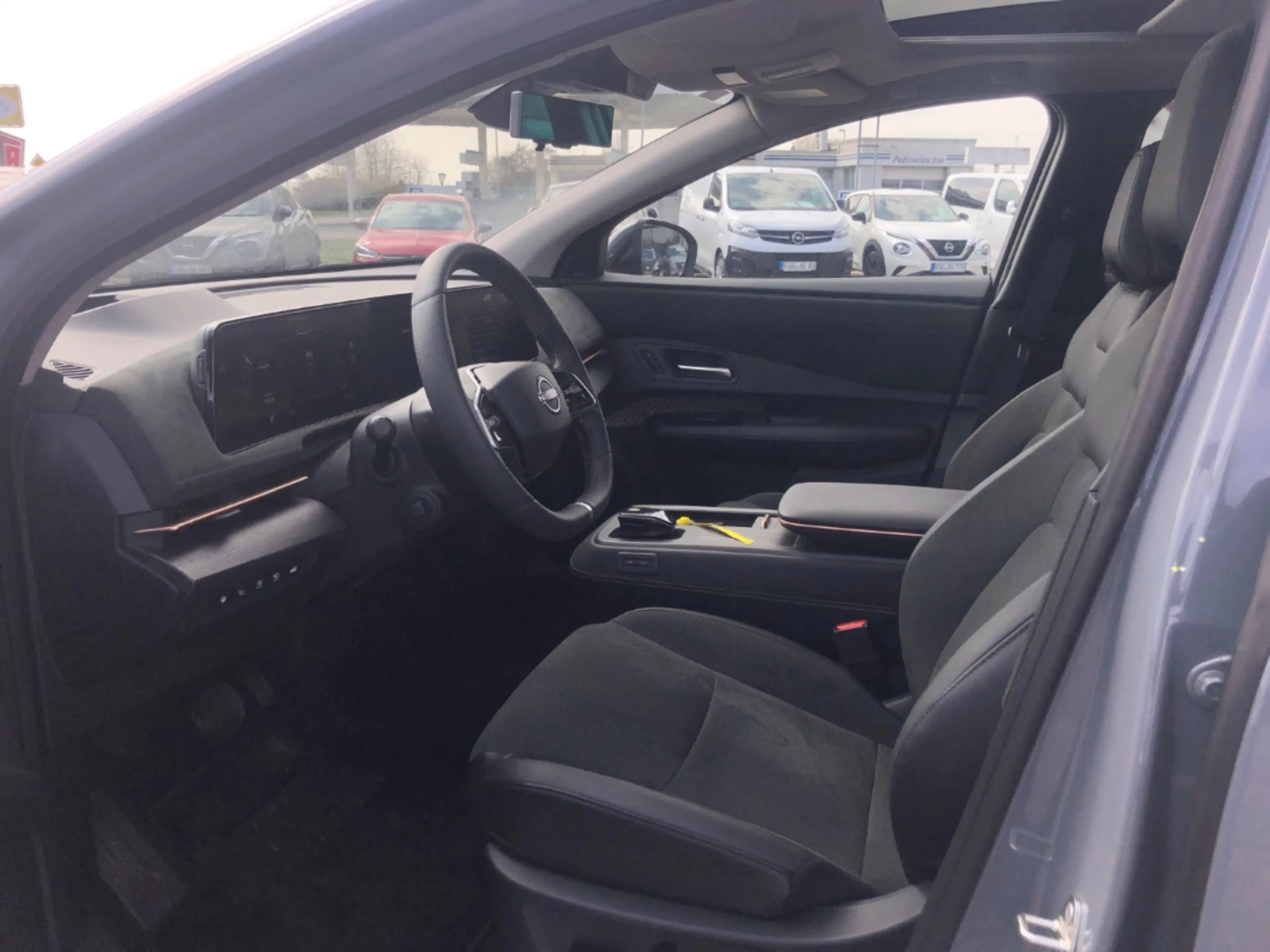 Nissan Ariya Evolve Pack 4x4 e-4orce HUD Panorama Navi Leder Me — photo 7