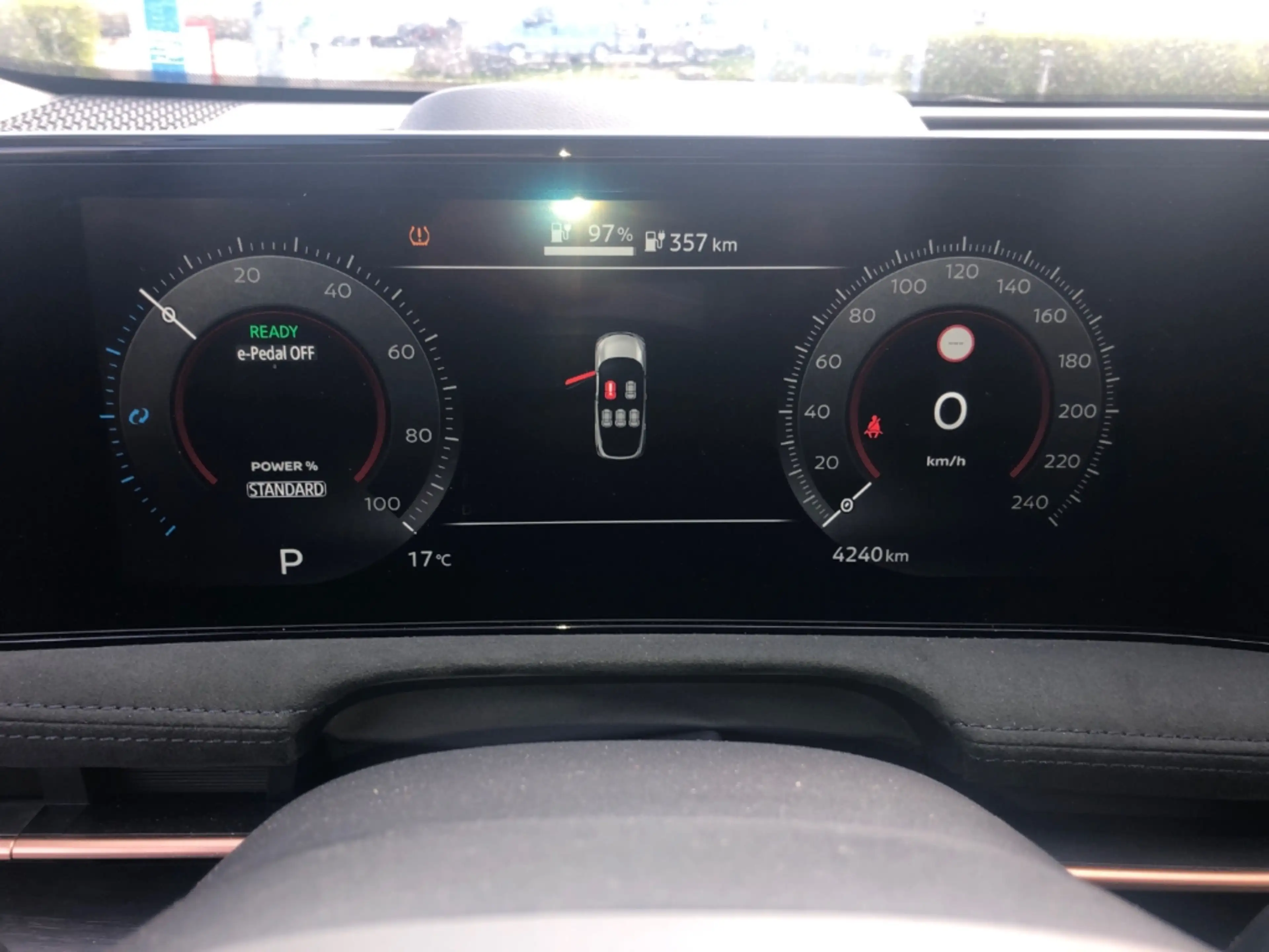 Nissan Ariya Evolve Pack 4x4 e-4orce HUD Panorama Navi Leder Me — photo 8