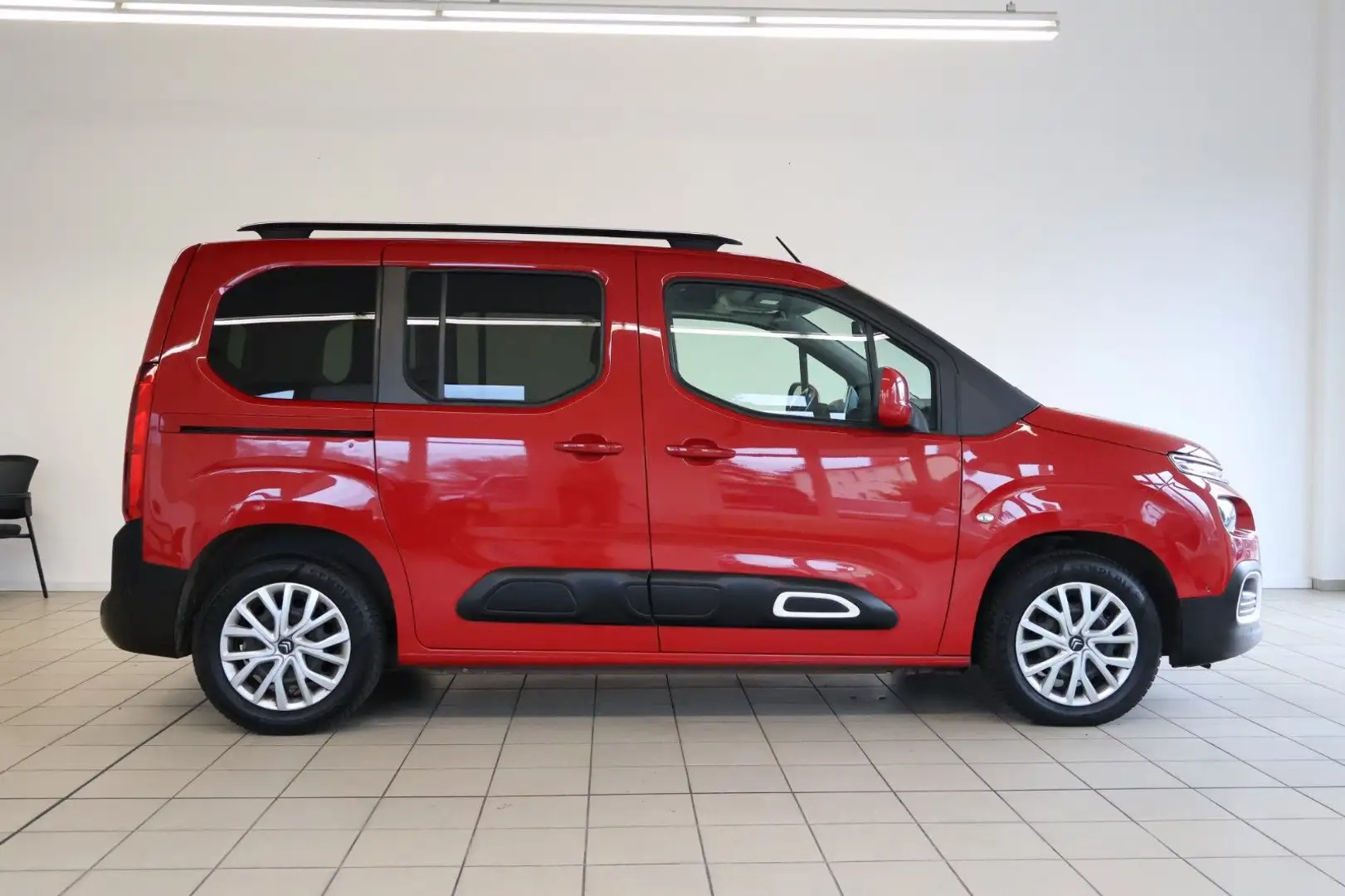 Citroen Berlingo Feel M Klimaautomatik CarPlay Kamera Rot - 2