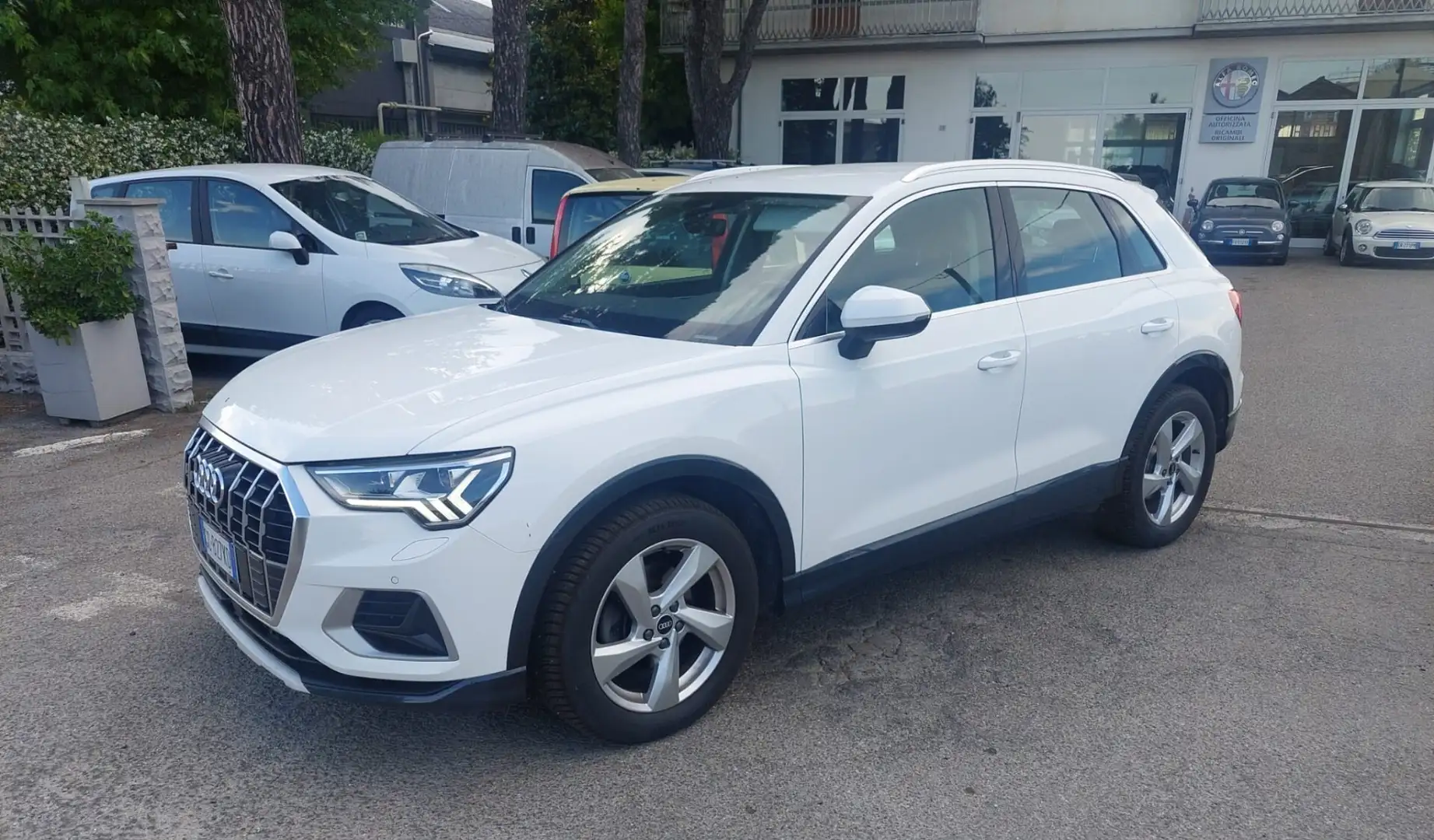 Audi Q3 35 TDI S tronic Business Advanced Bianco - 2