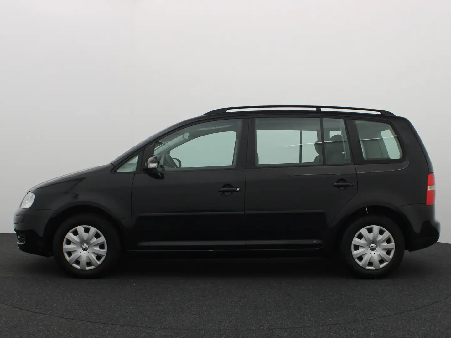 Volkswagen Touran 2.0-16V FSI Trendline TREKHAAK / CLIMA / CRUISE / Černá - 2