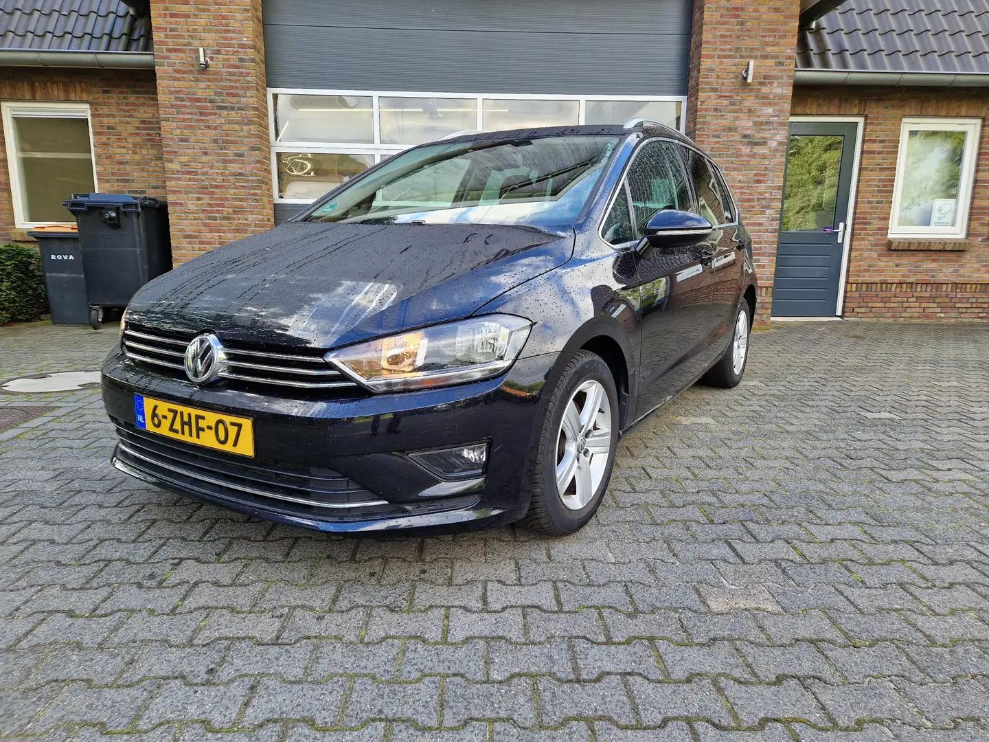 Volkswagen Golf Sportsvan 1.4 TSI Highline Zwart - 1