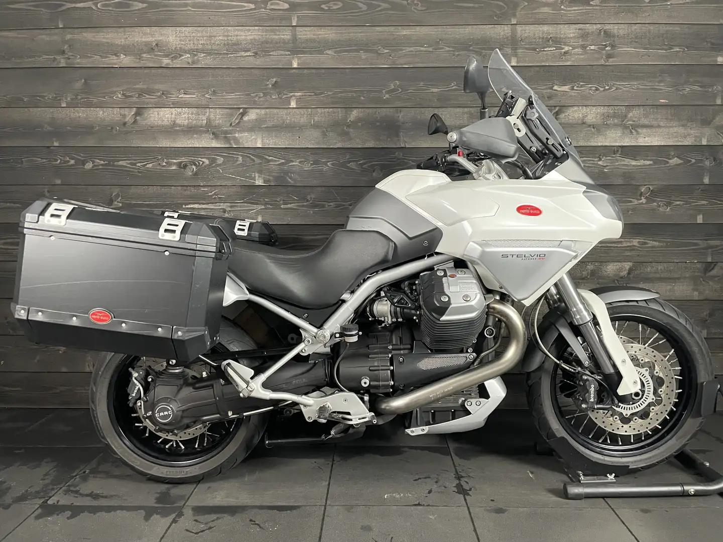 Moto Guzzi Stelvio 1200 8V ABS TOURING Wit - 1