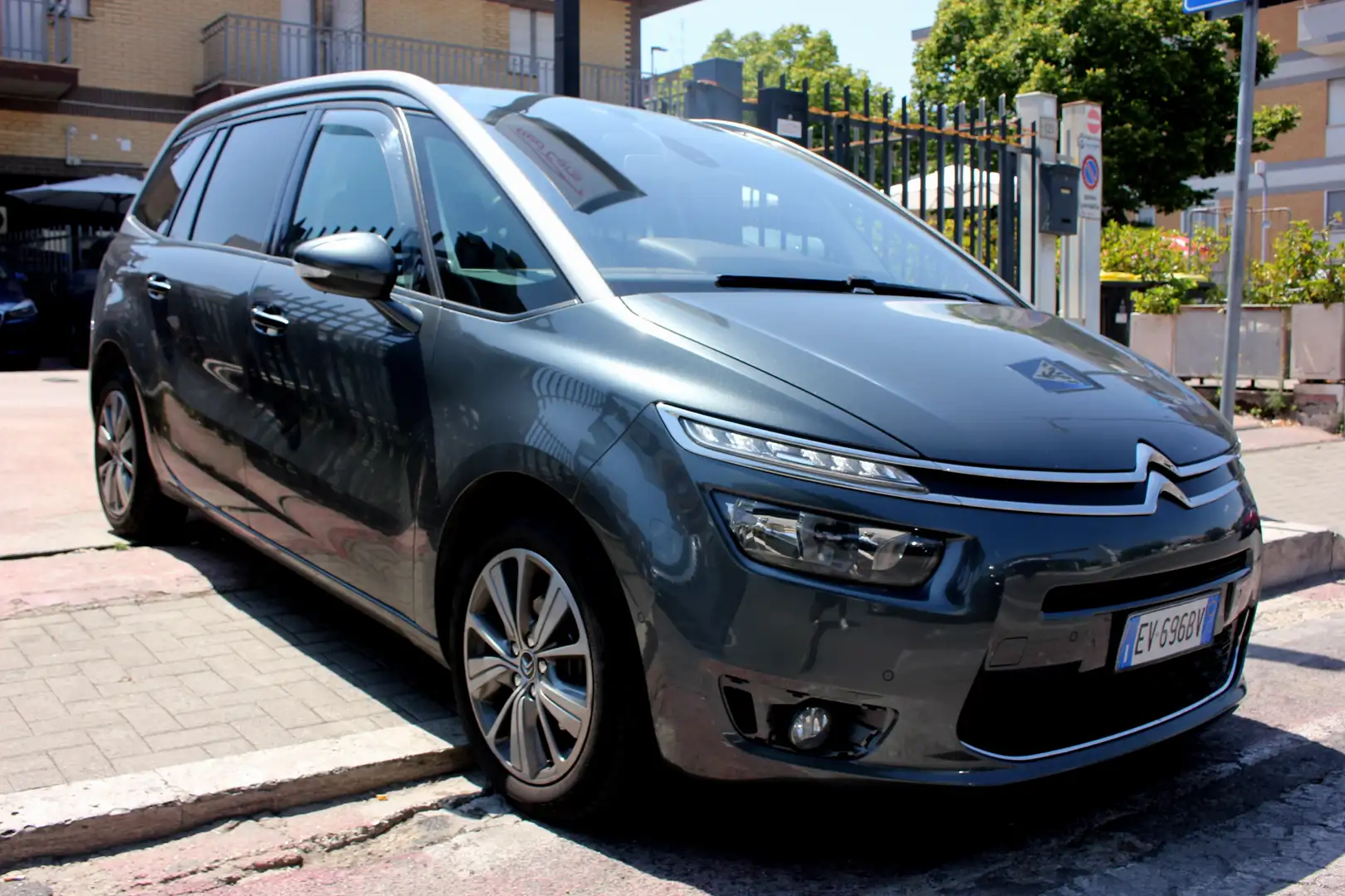 Citroen Grand C4 Picasso 7 POSTI REALI *PREZZO VERO* TAGLIANDI CASA MADRE - 2