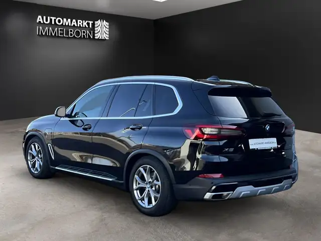 BMW X5 view 6