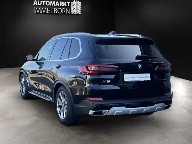 BMW X5 view 10