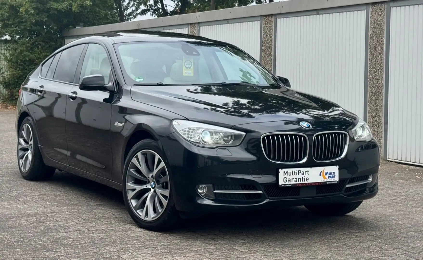 BMW 530 Gran Turismo 530 d xDrive Schwarz - 1