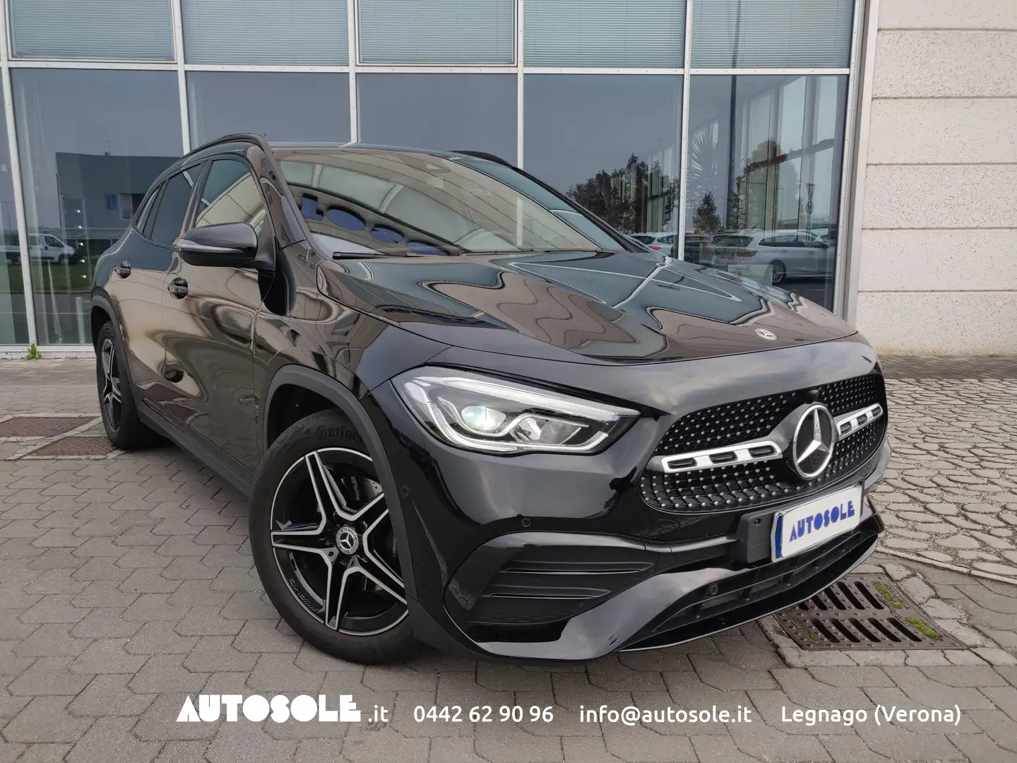 Mercedes-Benz GLA 200 GLA 200 d Premium Automatica Noir - 1