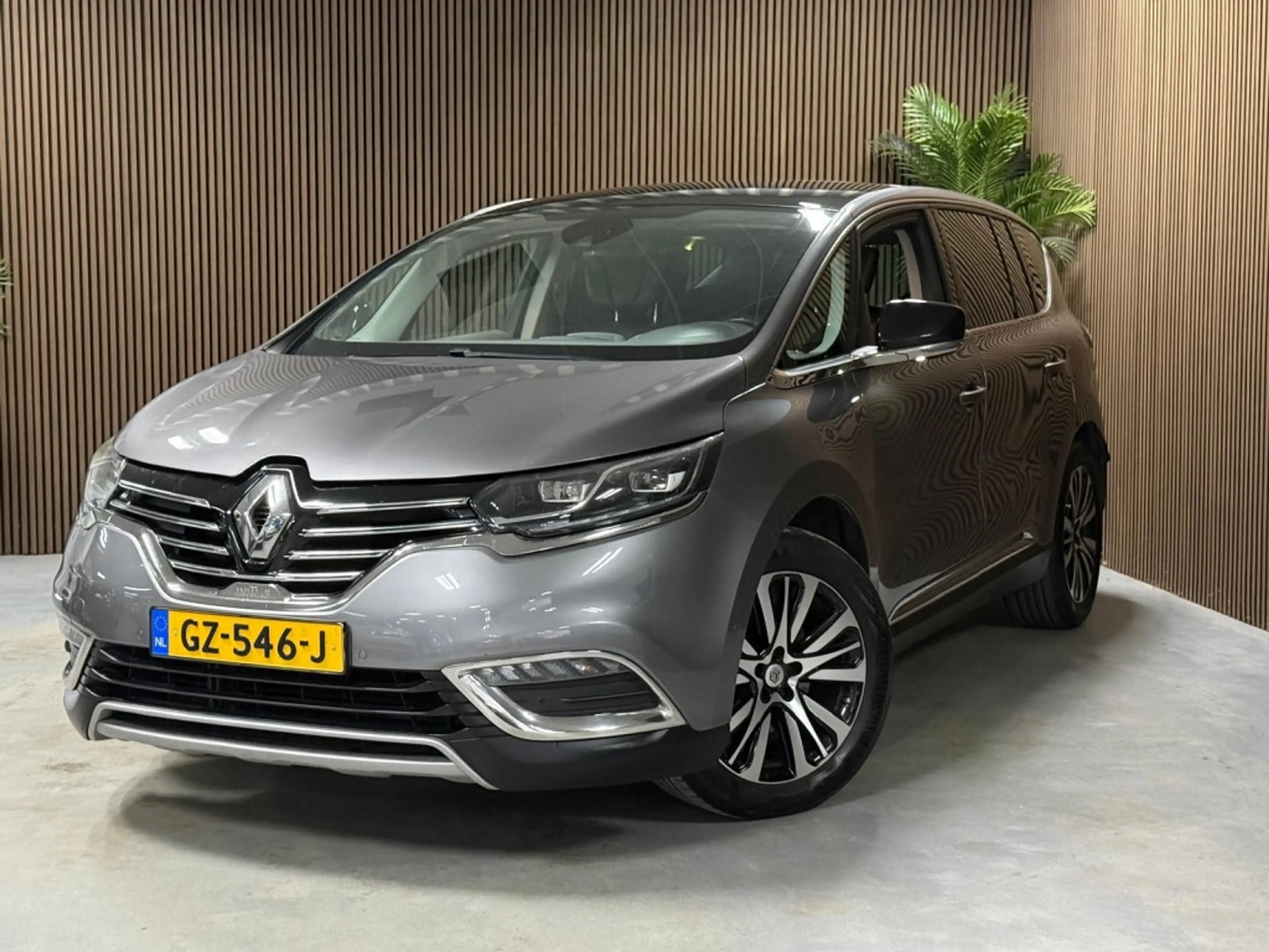 Renault Espace 1.6 TCe In.Paris 5p.