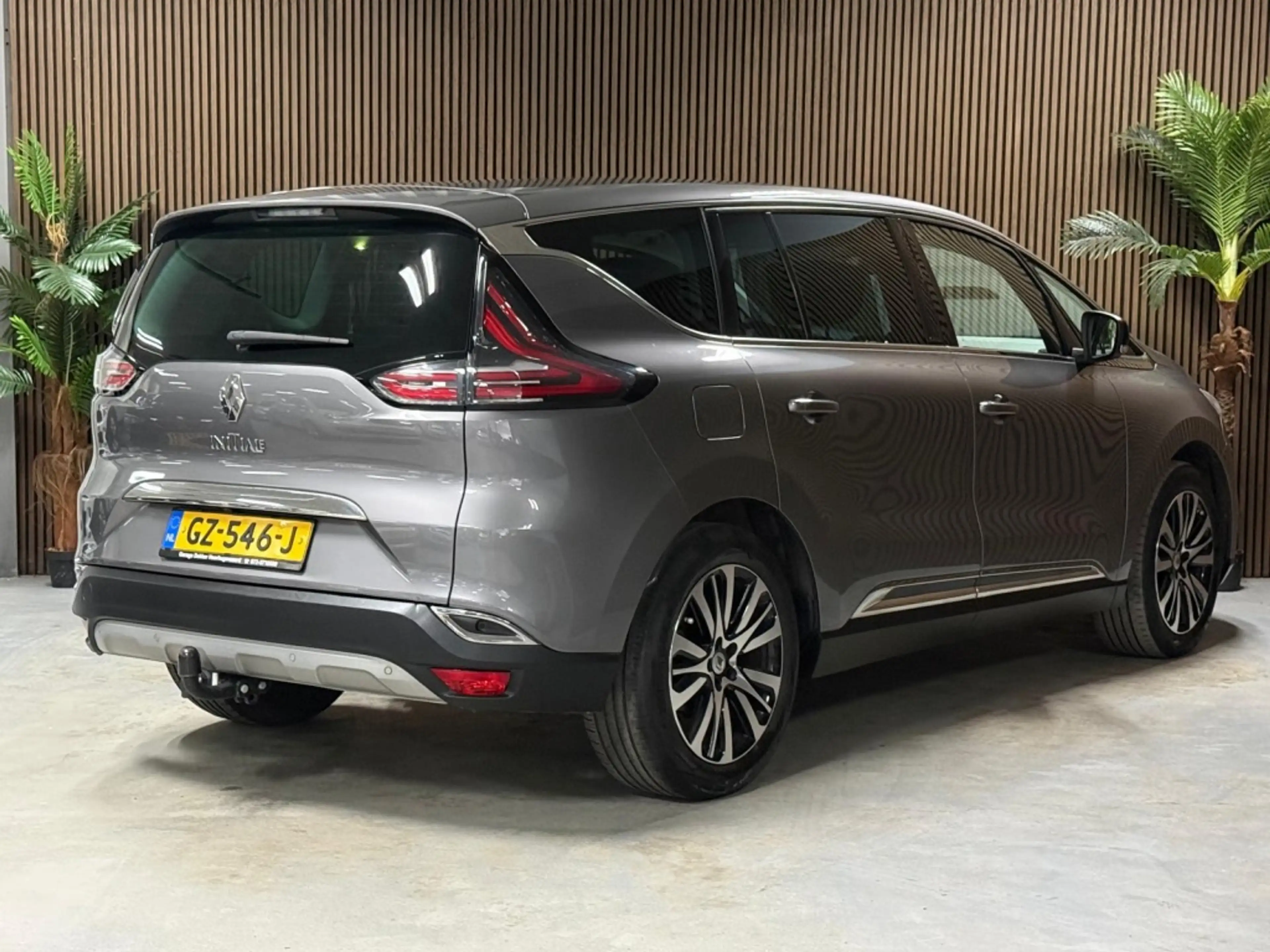 Renault Espace 1.6 TCe In.Paris 5p. — photo 7