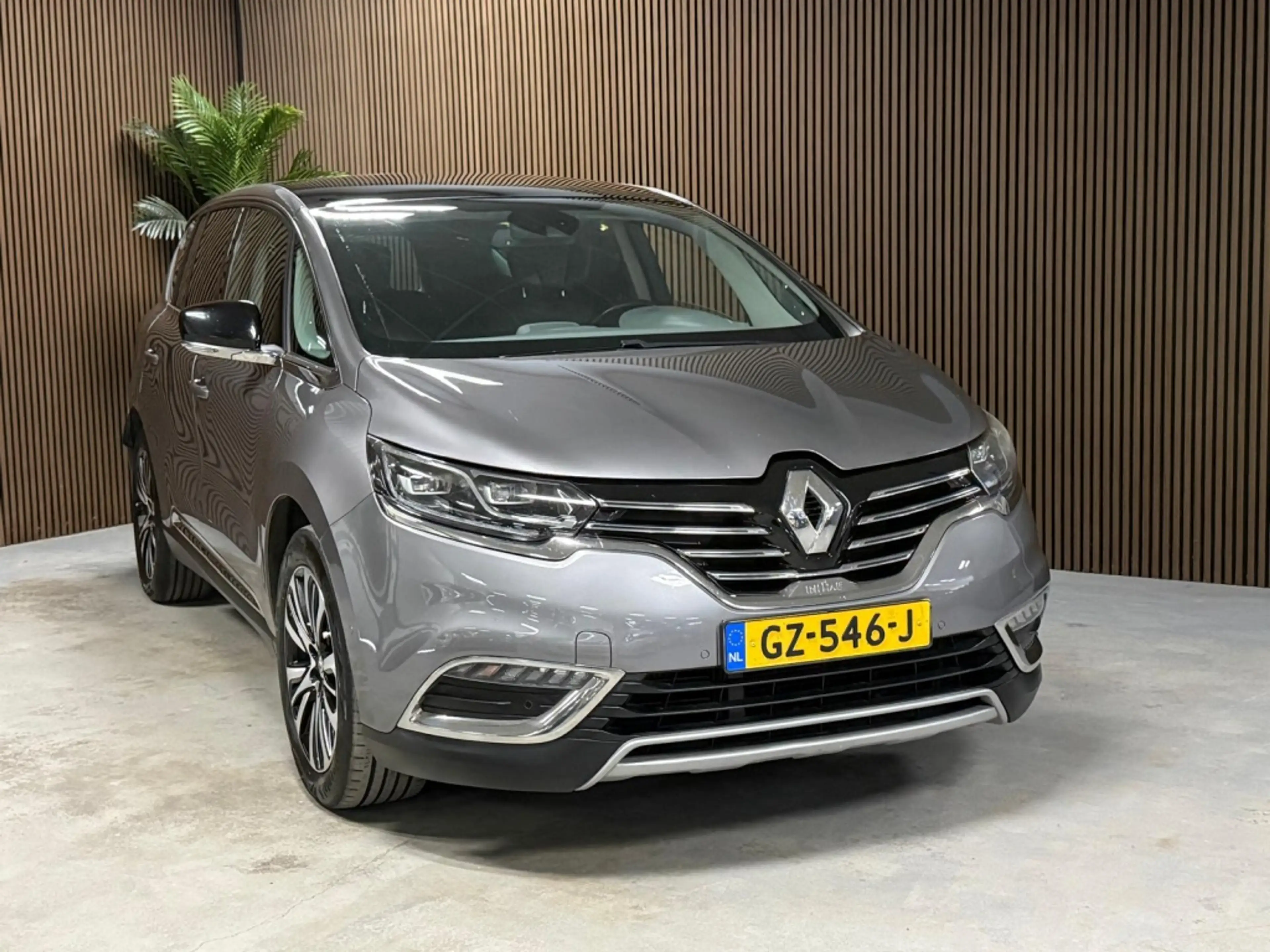 Renault Espace 1.6 TCe In.Paris 5p. — photo 4