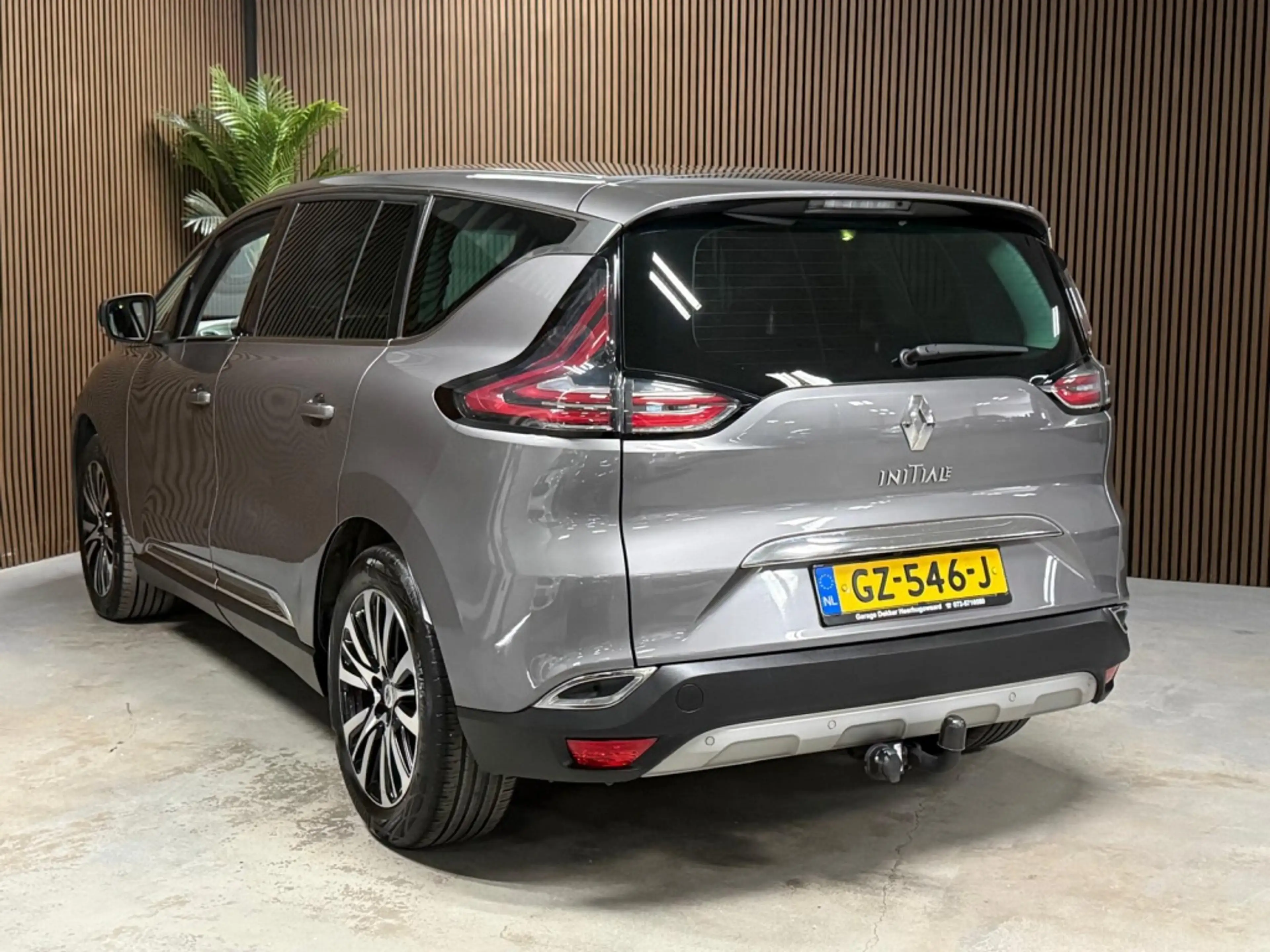 Renault Espace 1.6 TCe In.Paris 5p. — photo 8