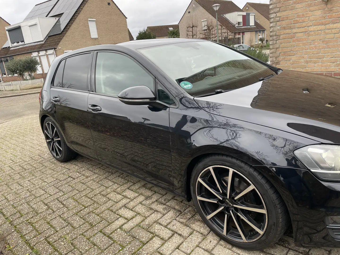 Volkswagen Golf 1.4 TSI Highline Zwart - 2