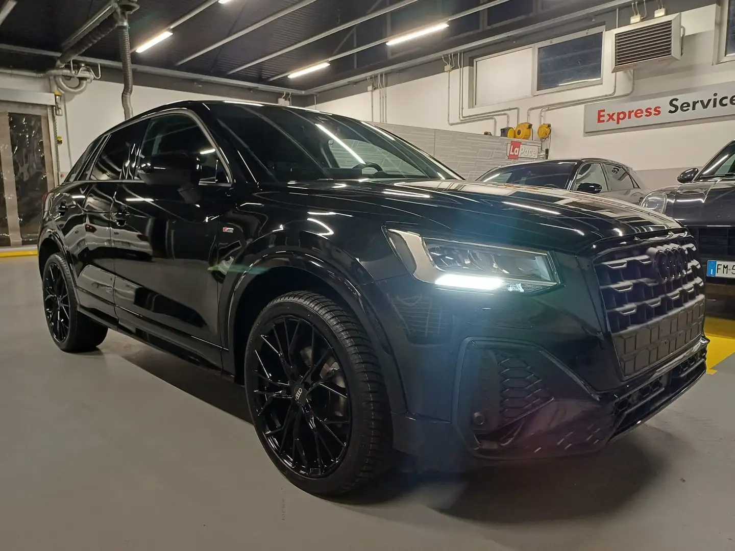 Audi Q2 Q2 35 1.5 TFSI 150cv s-tronic S-line Noir - 1