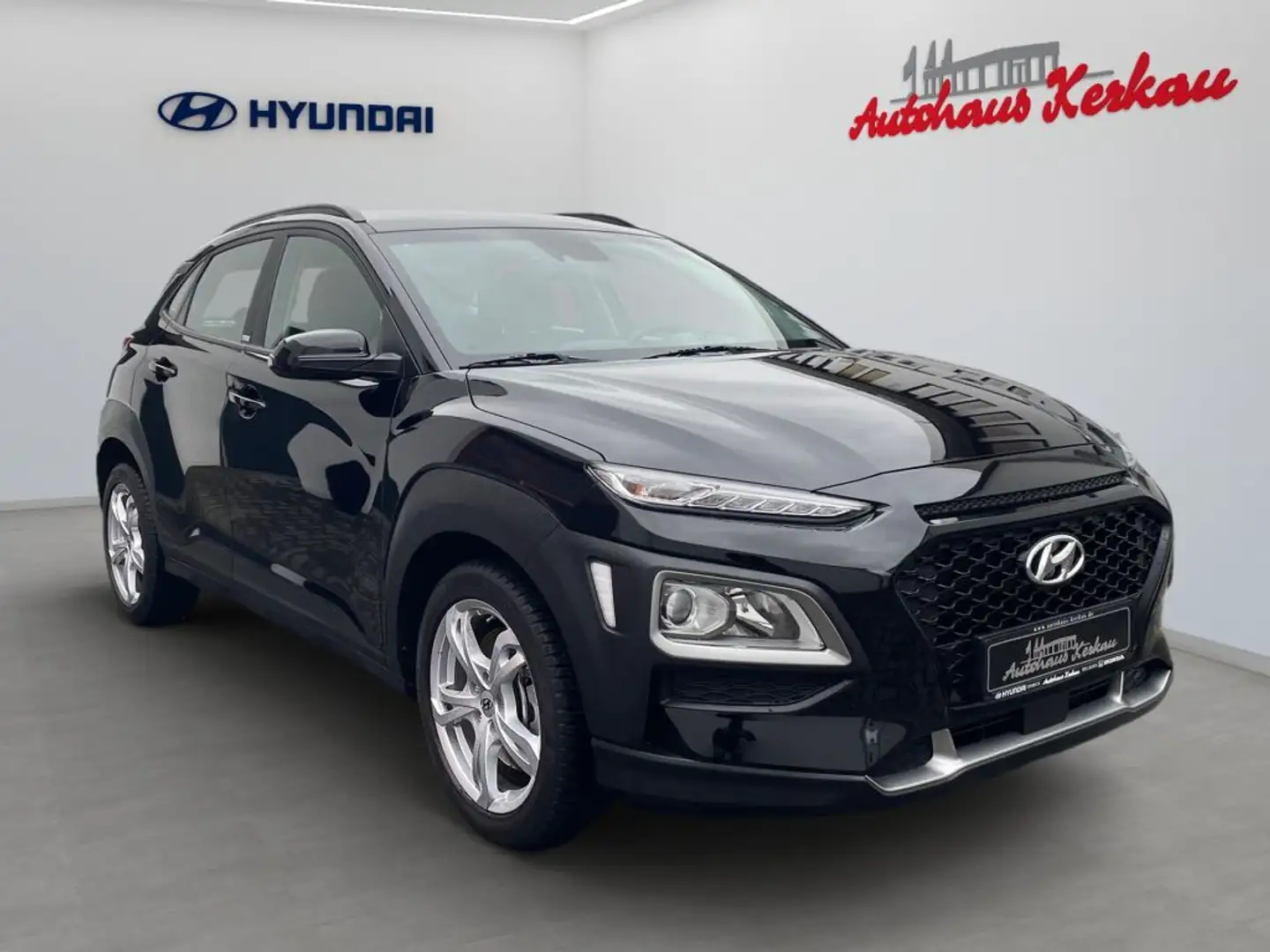 Hyundai KONA 1.6 T-GDI DCT Trend Schwarz - 2