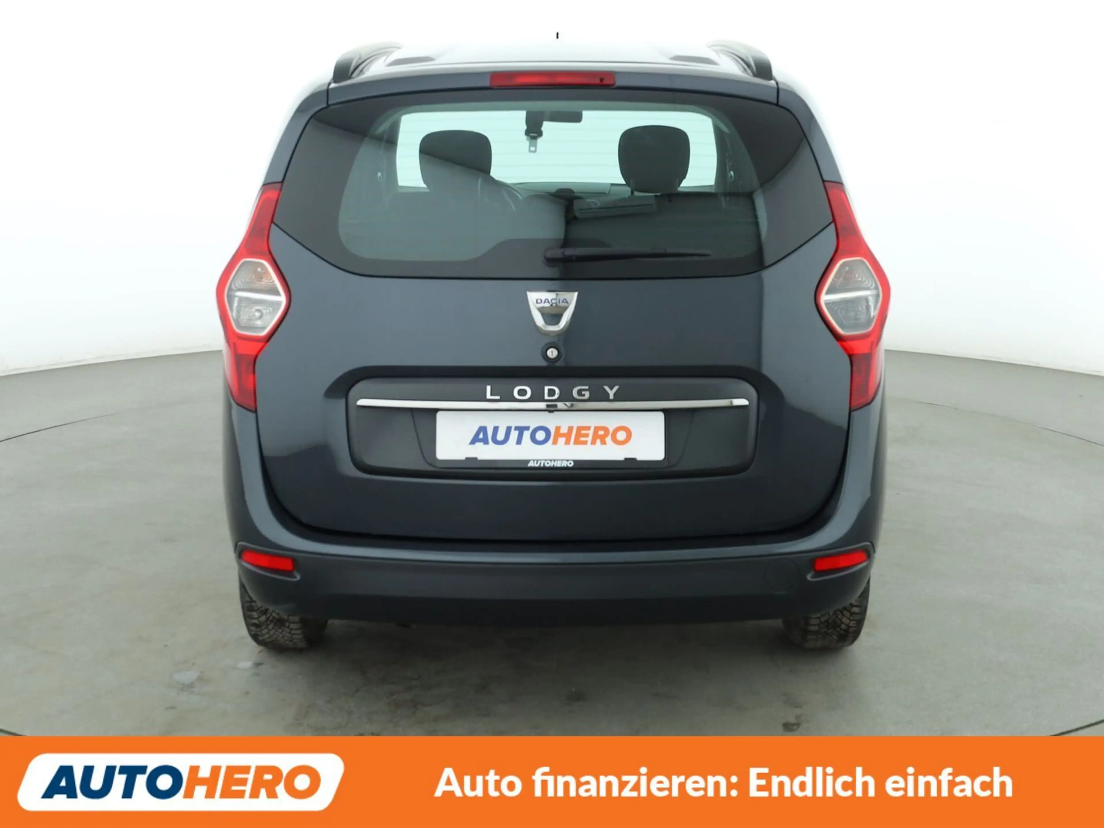 Dacia Lodgy 1.3 TCe Comfort *NAVI*TEMPO*SHZ*KLIMA* — photo 5