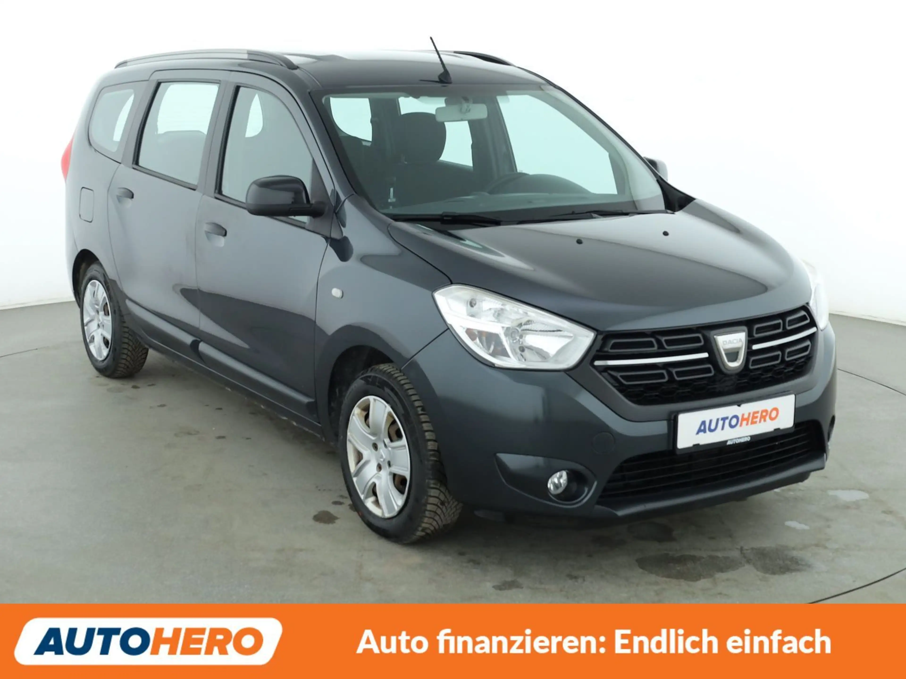 Dacia Lodgy 1.3 TCe Comfort *NAVI*TEMPO*SHZ*KLIMA* — photo 8