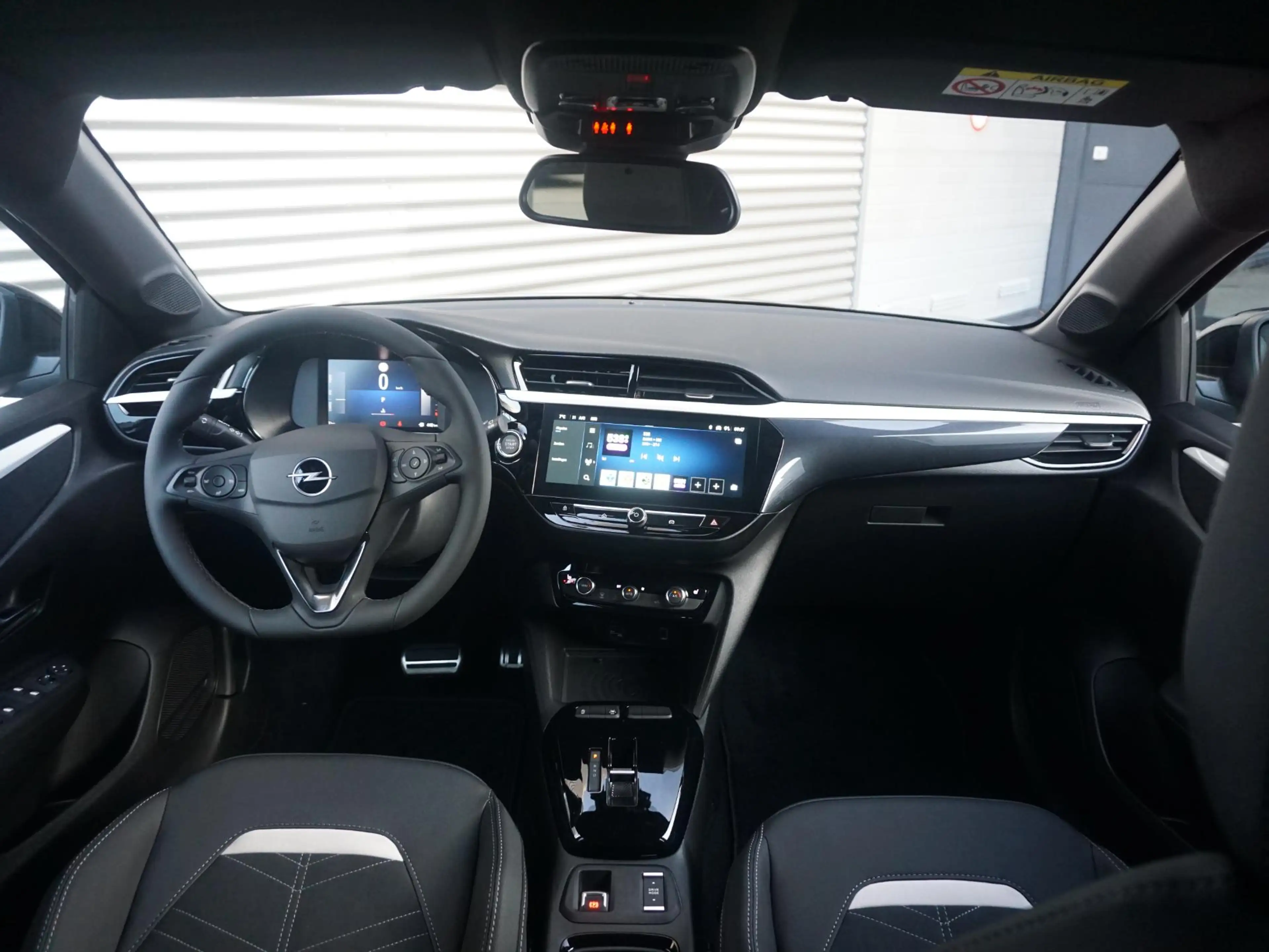 Opel Corsa 1.2 Turbo Hybrid Ultimate Leder Alcantara — photo 13