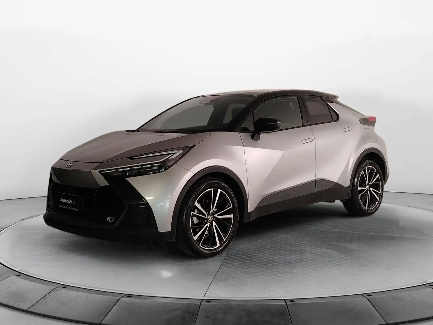 Toyota C-HR 2.0 hev Lounge fwd Argento - 1