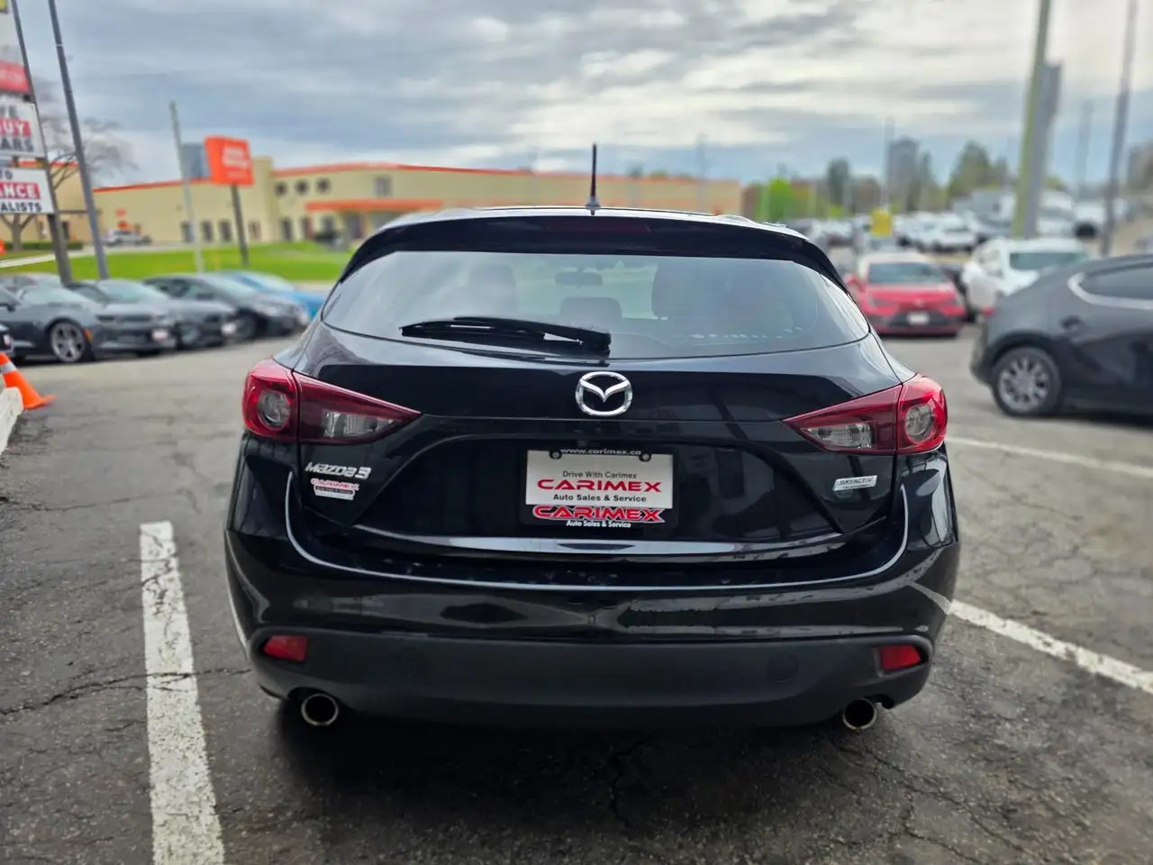 Mazda 3 снимка Mazda 3