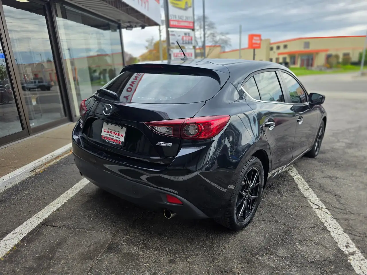 Mazda 3 снимка Mazda 3