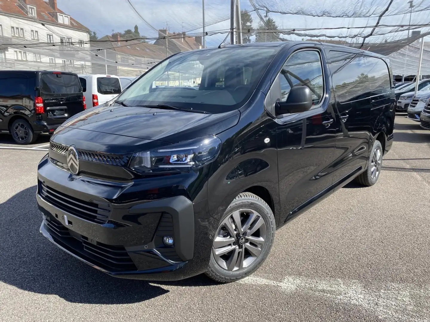 Citroen Jumpy III CABINE APPROFONDIE XL 2.2 BLUEHDI 180 EAT8 PACK LUXE / NOUVEAU MOTEUR Noir - 2