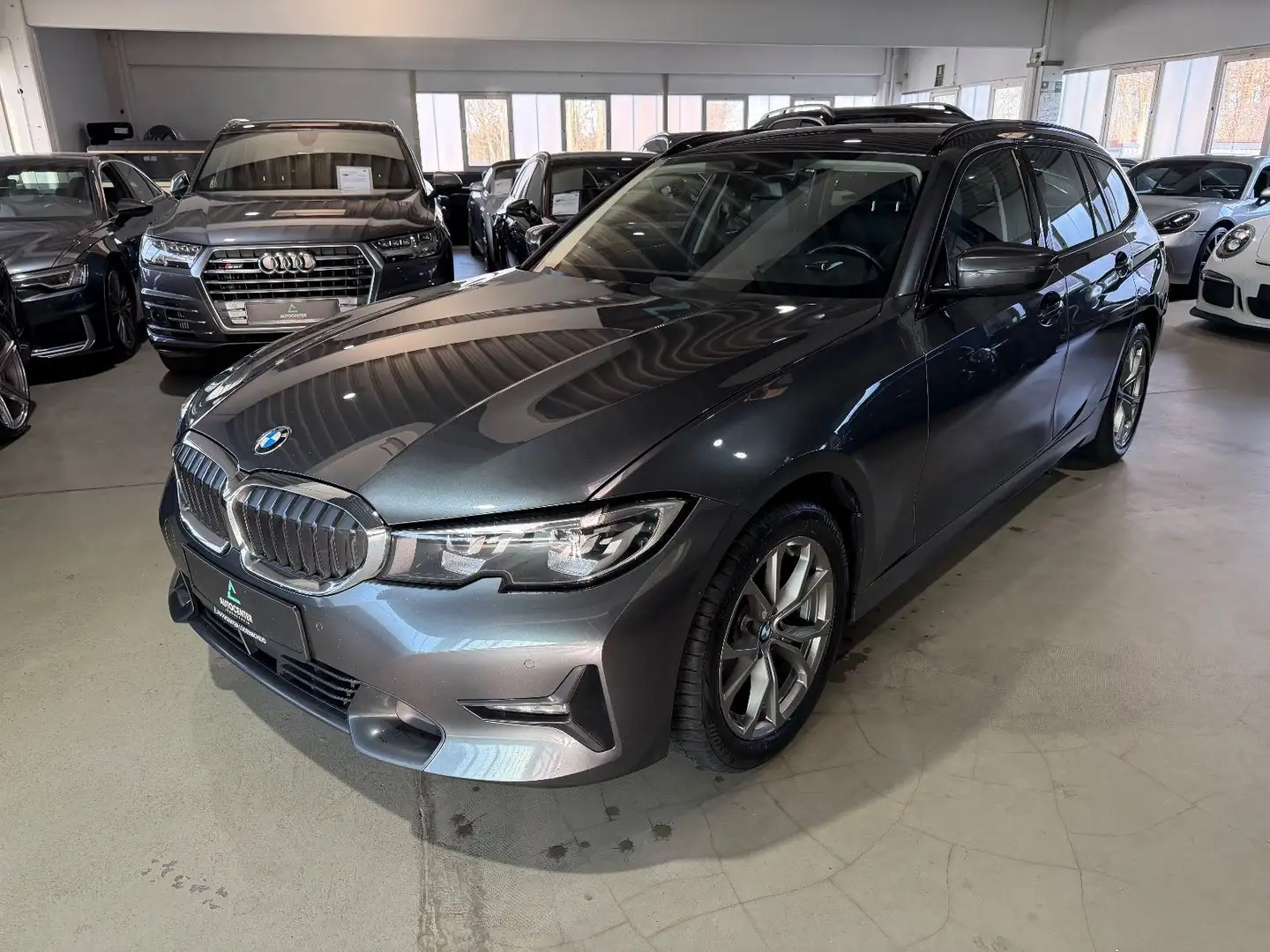 BMW 320 d xDrive Sport Line *Ambiente*LED*Kamera* Gris - 2