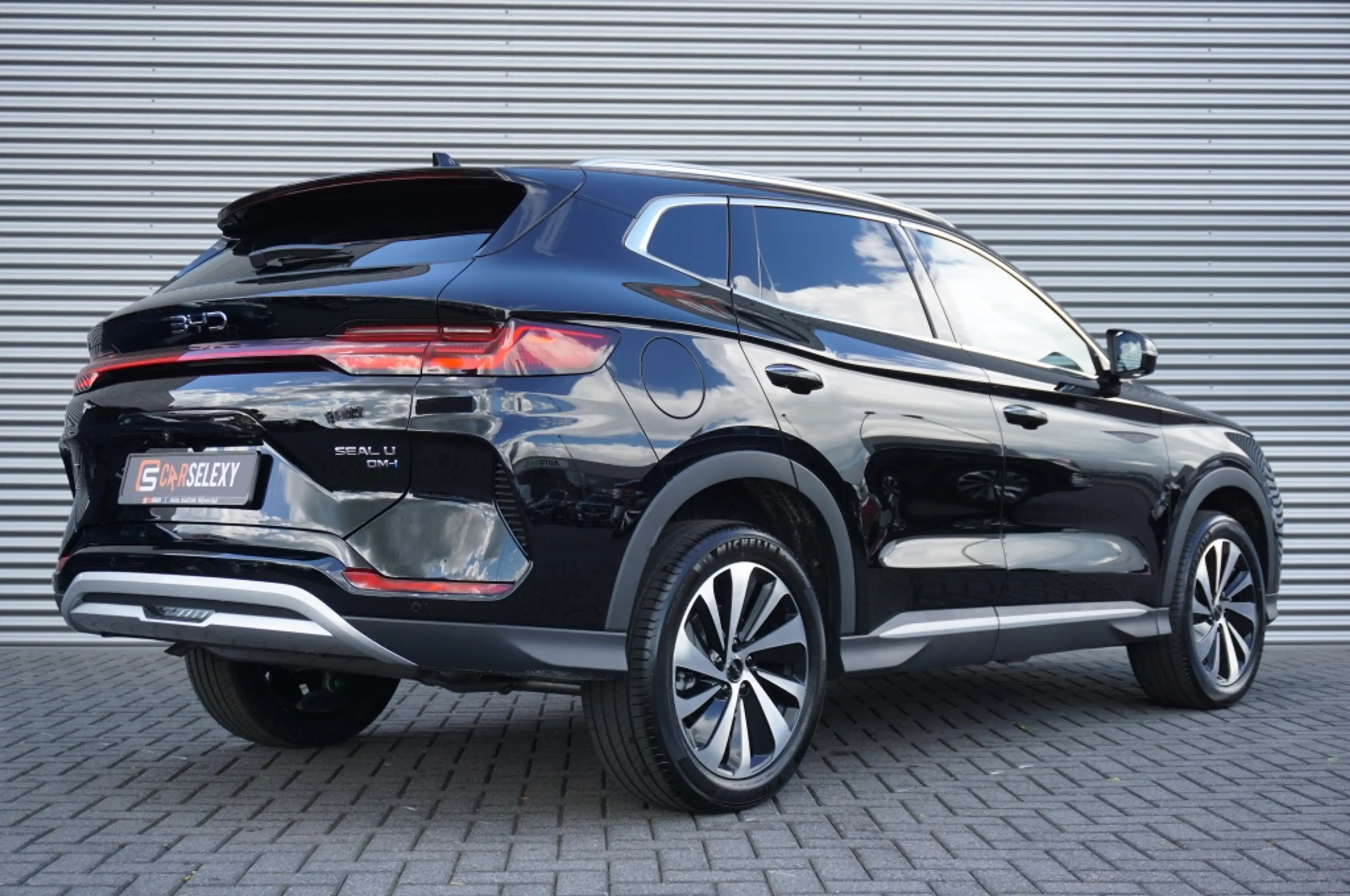 BYD Seal U 1.5 Turbo DM-i AWD Design 323 pk | 1.300 TREKGEWIC — photo 7