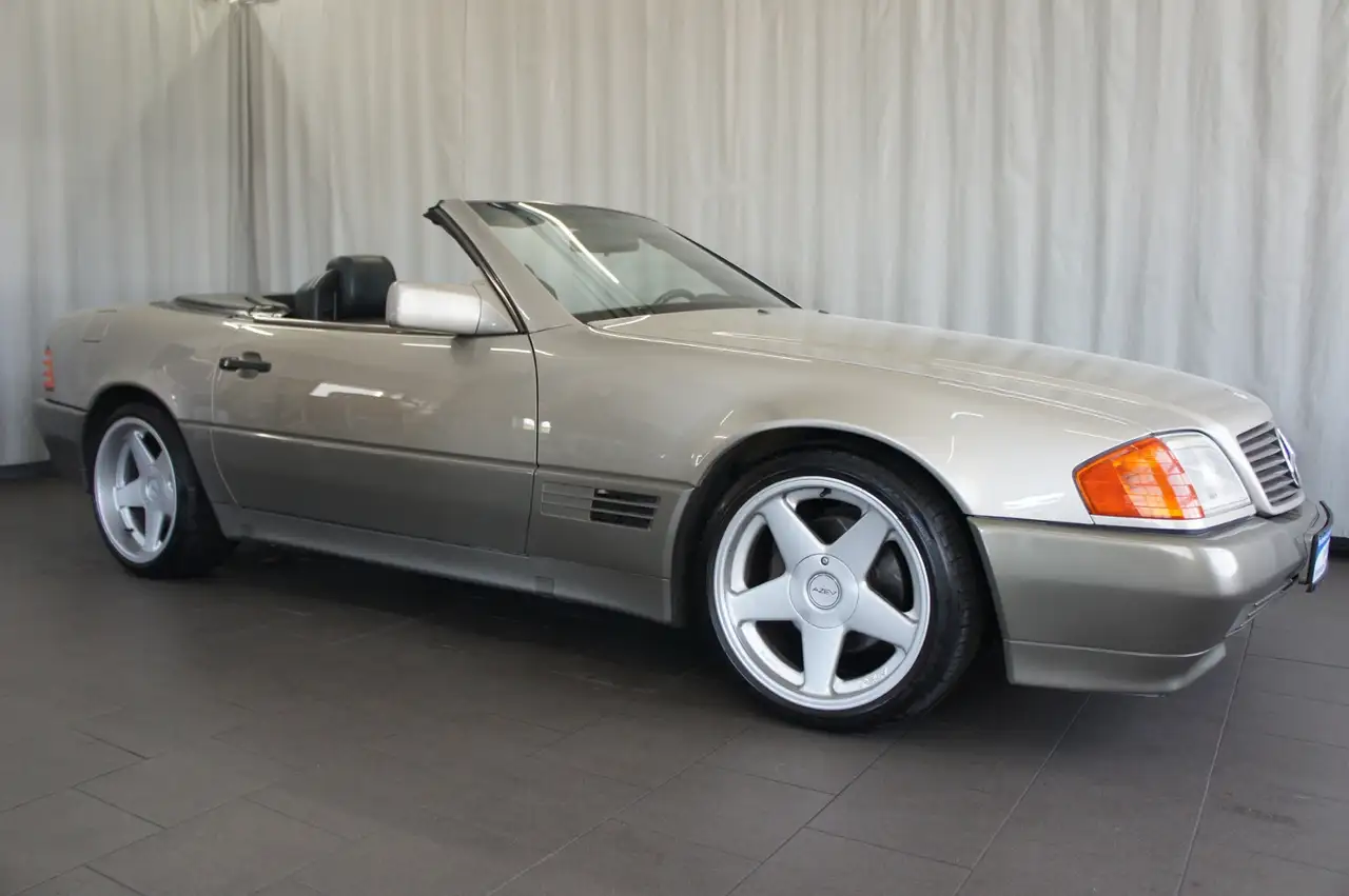 Mercedes-Benz SL 300
