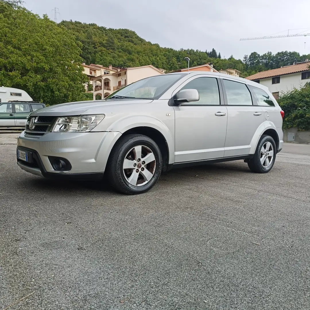 Fiat Freemont 2.0 mjt 16v Urban 140cv - 1