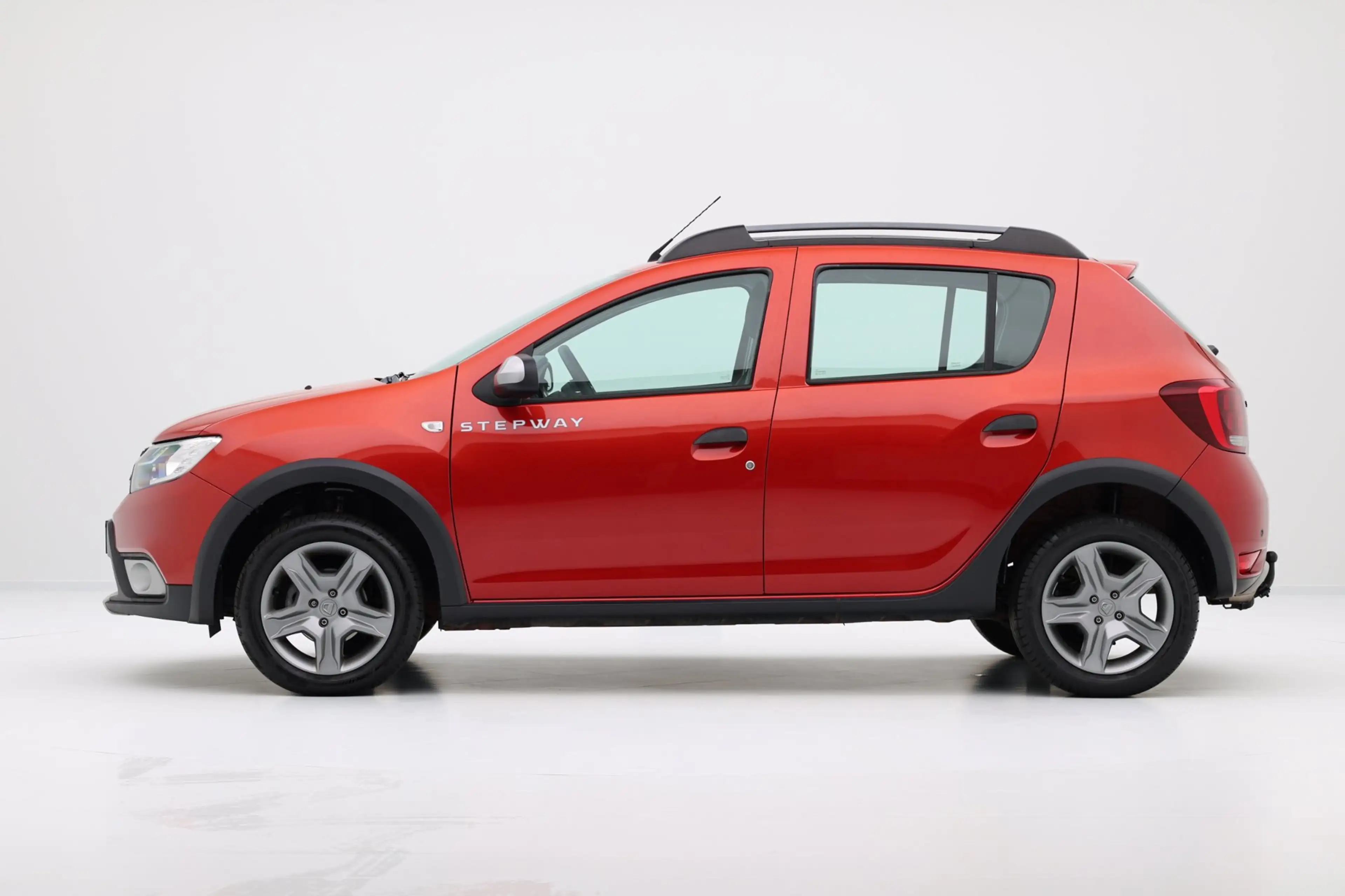 Dacia Sandero 0.9 TCe 5-drs Bi-Fuel / LPG-G3 SL Stepway Trekh.|N — photo 28
