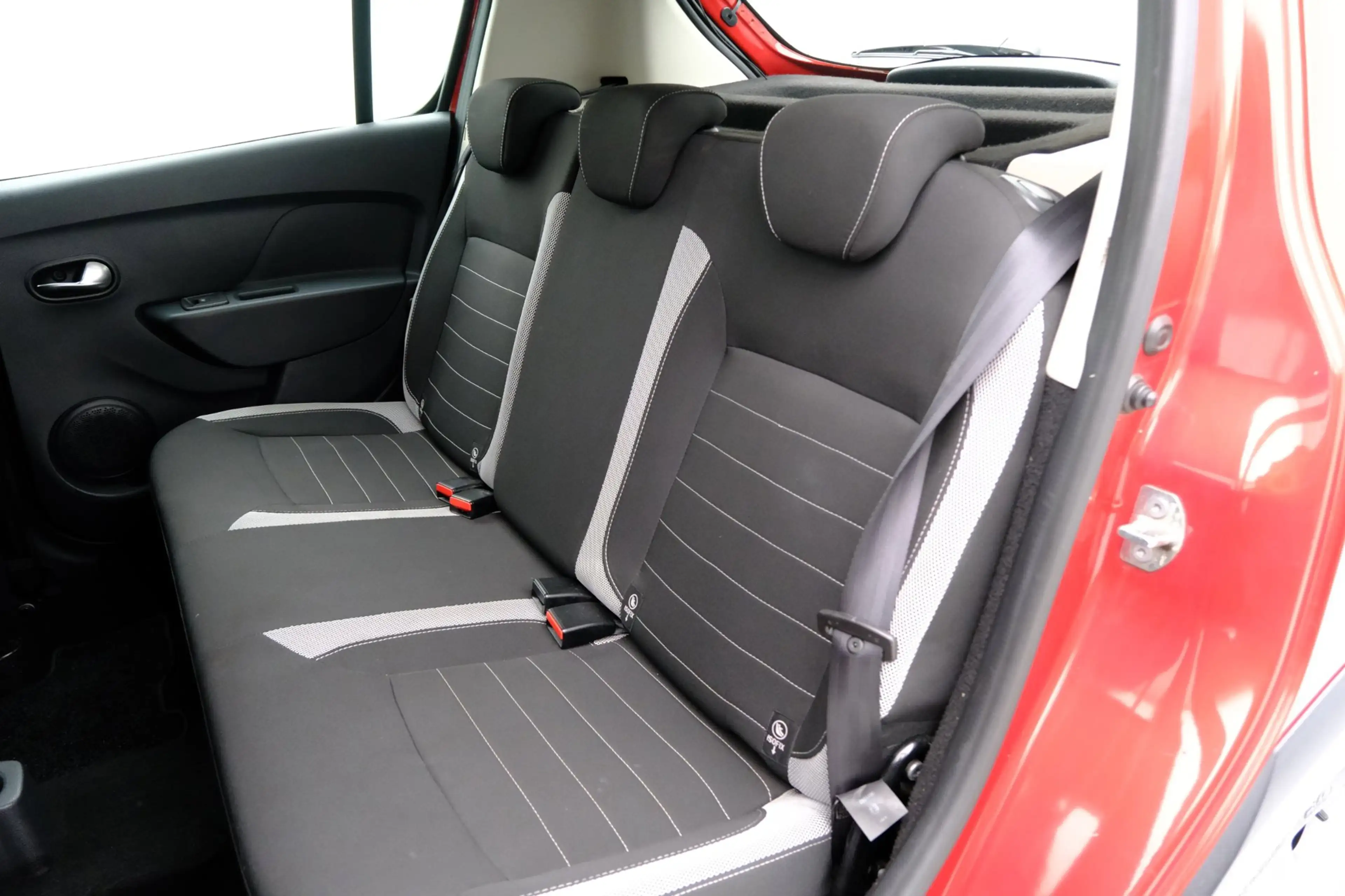 Dacia Sandero 0.9 TCe 5-drs Bi-Fuel / LPG-G3 SL Stepway Trekh.|N — photo 27
