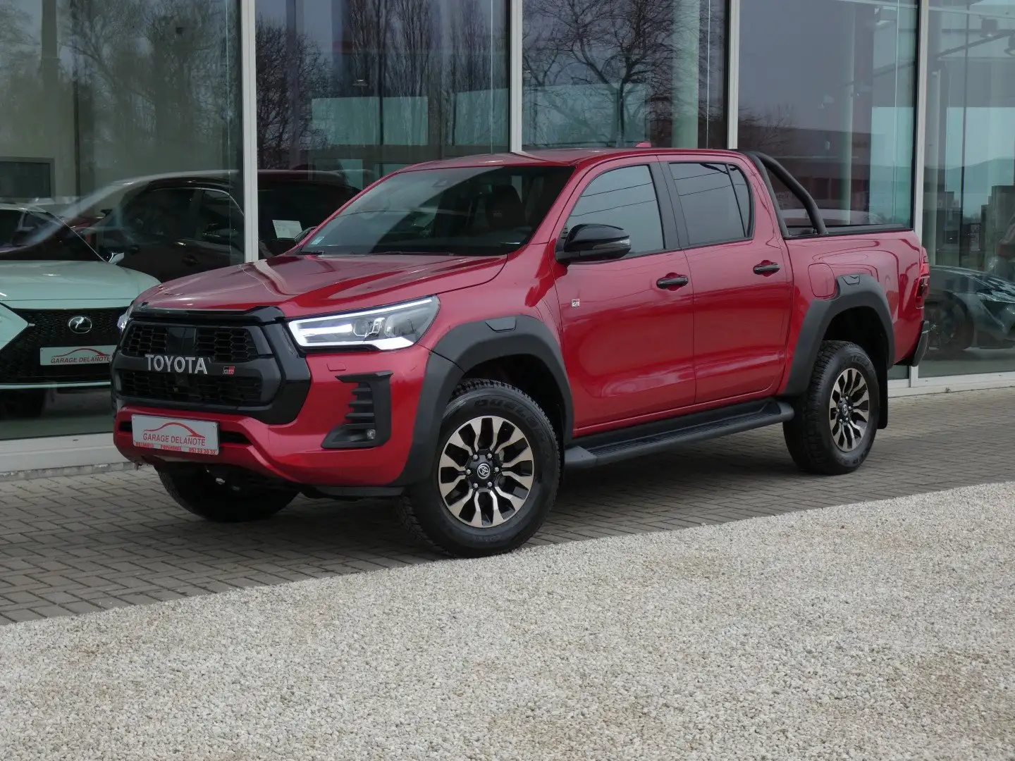 Toyota Hilux 2.8L Autom. GR SPORT *48264+BTW* FULL OPTION Rood - 2