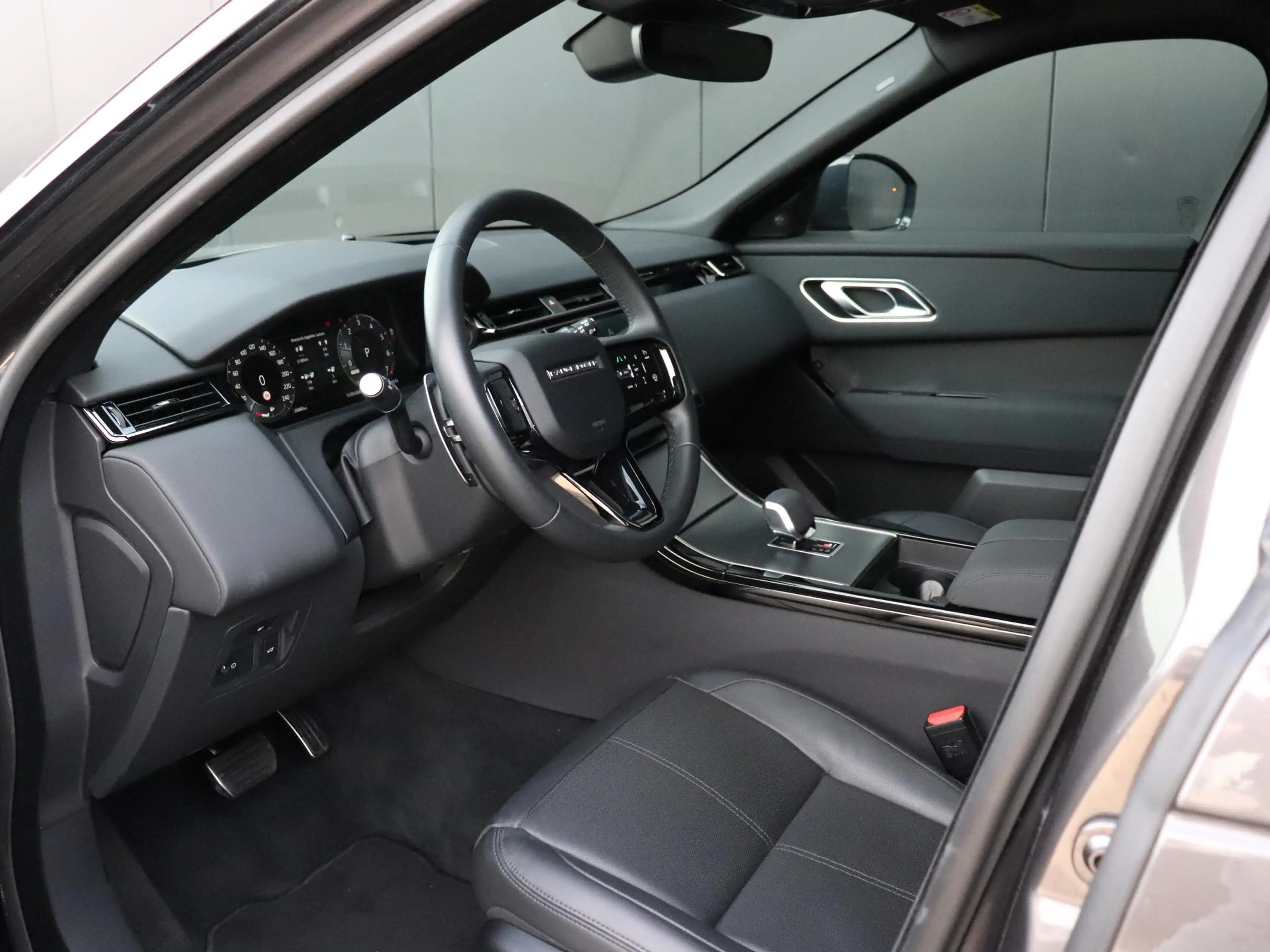 Land Rover Range Rover Velar 2.0 P400e AWD Dynamic HSE PHEV | LEDER | MEMORY | — photo 14